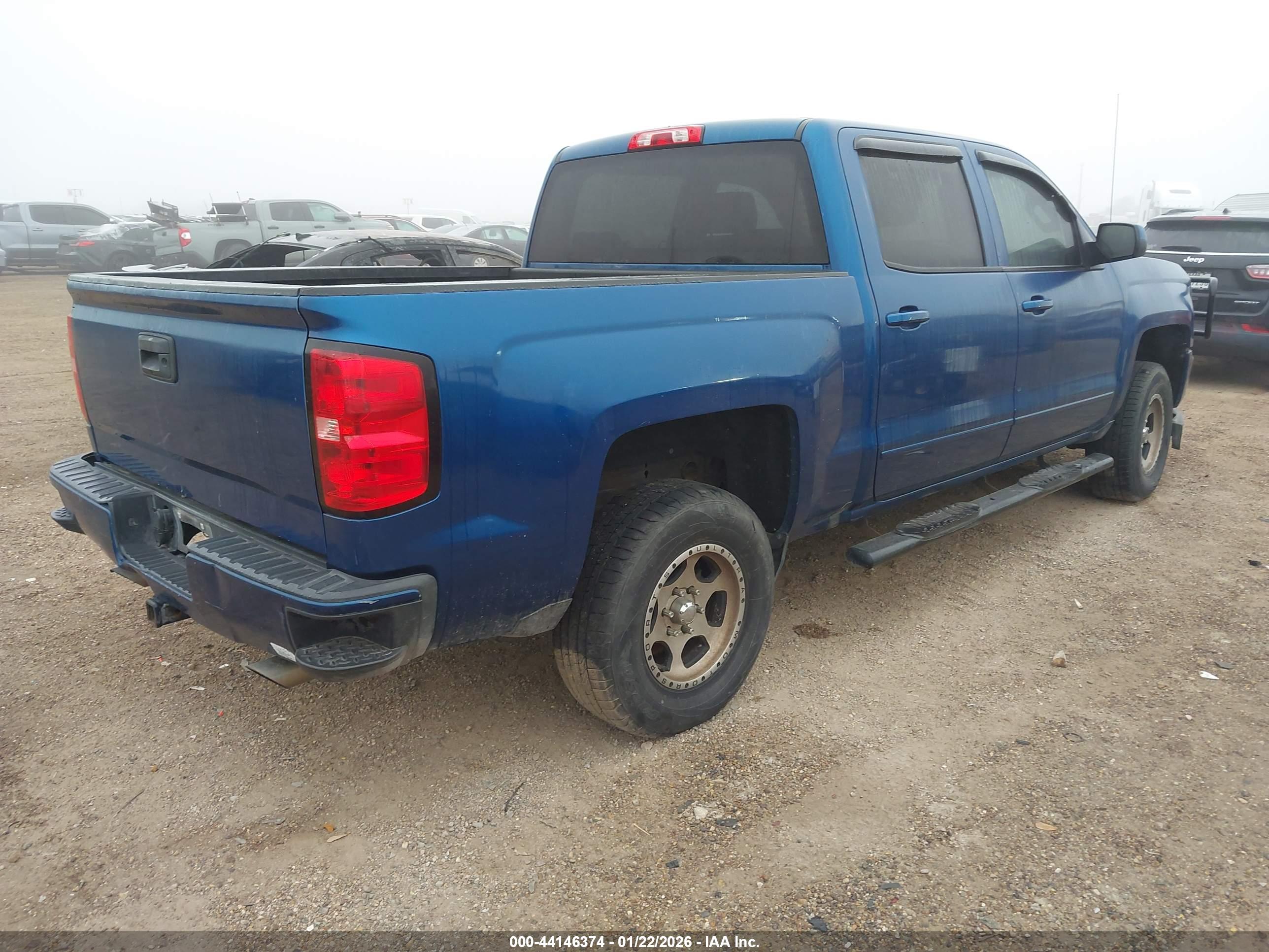 CHEVROLET SILVERADO image 4