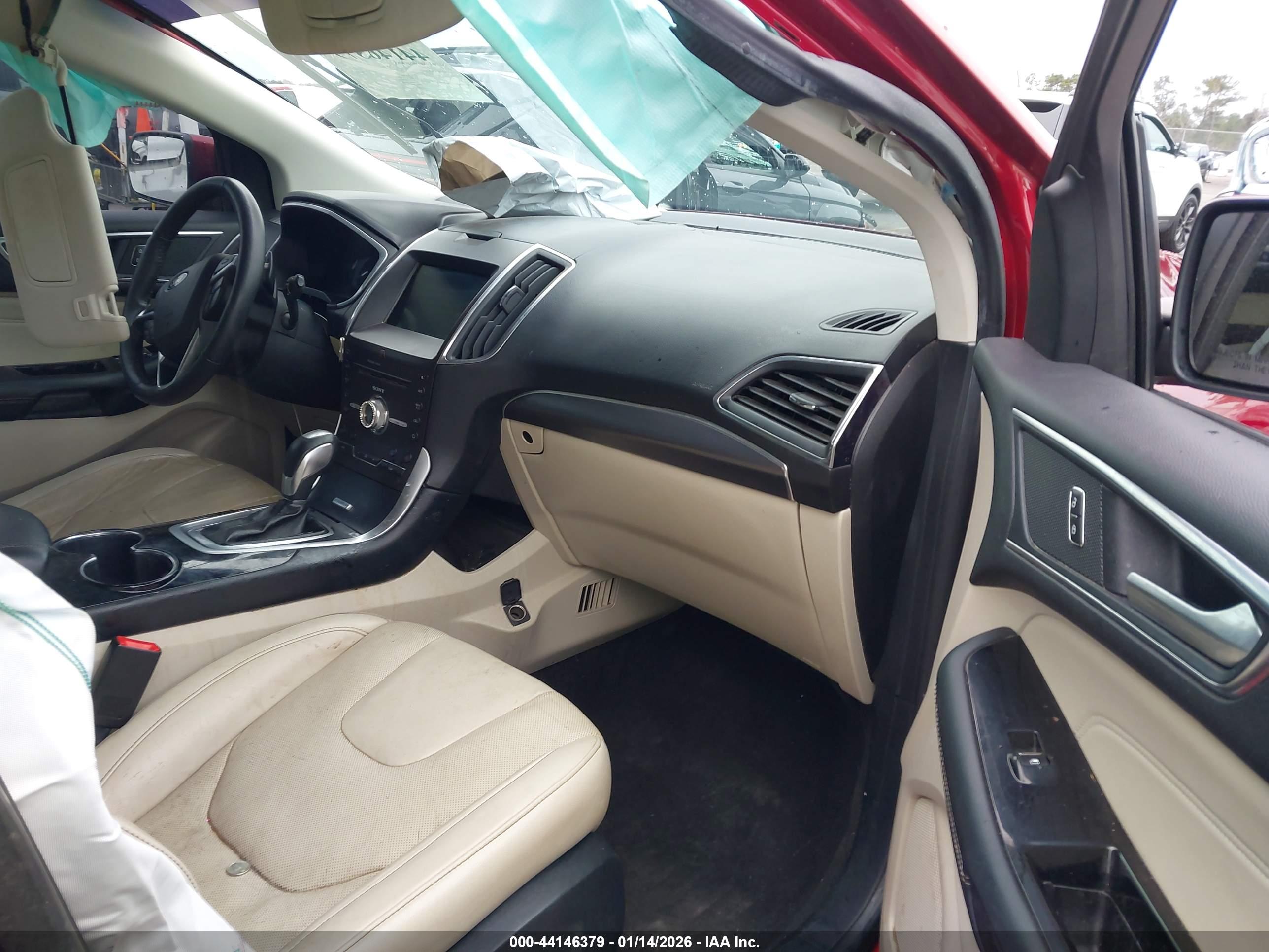 FORD EDGE image 5