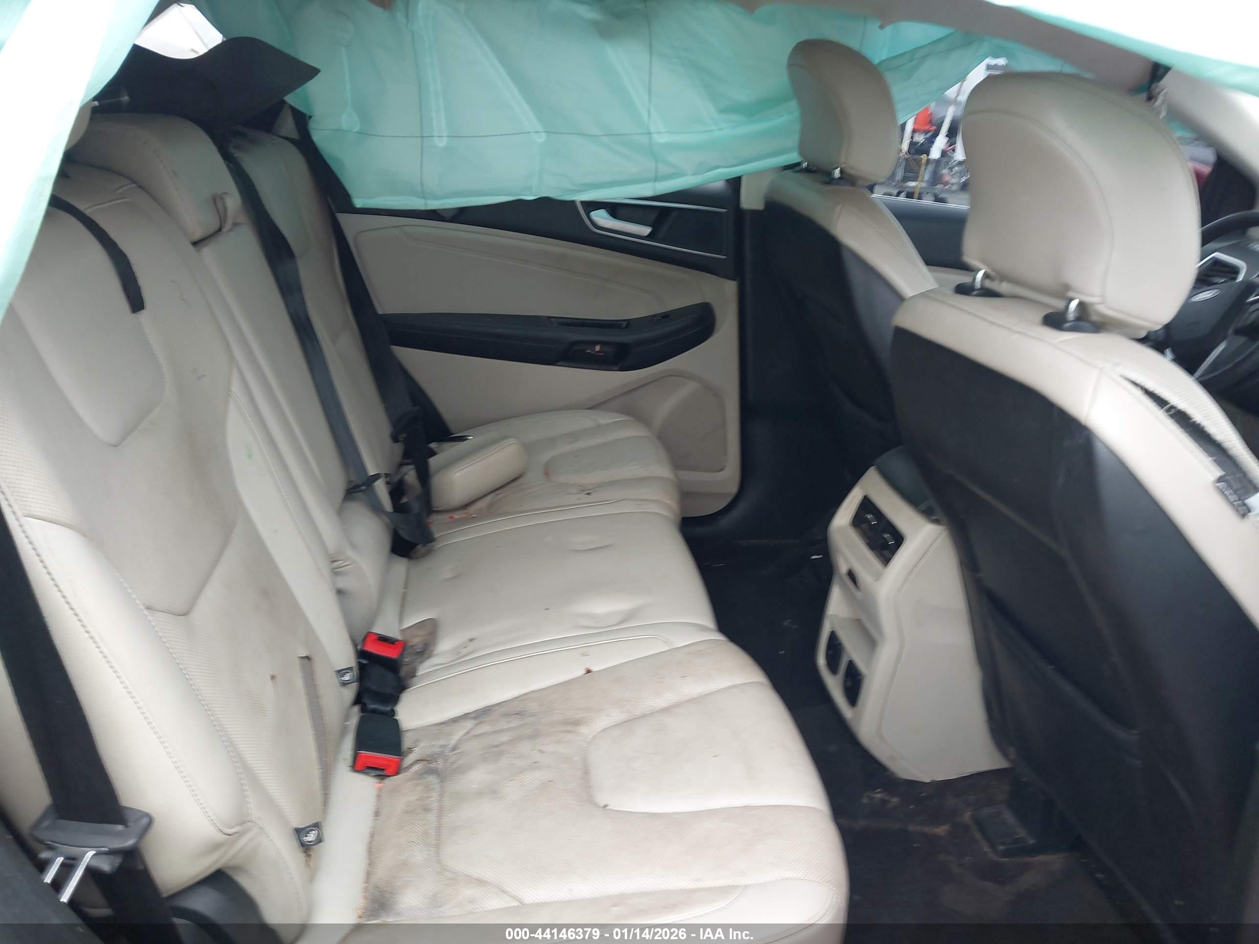 FORD EDGE image 8