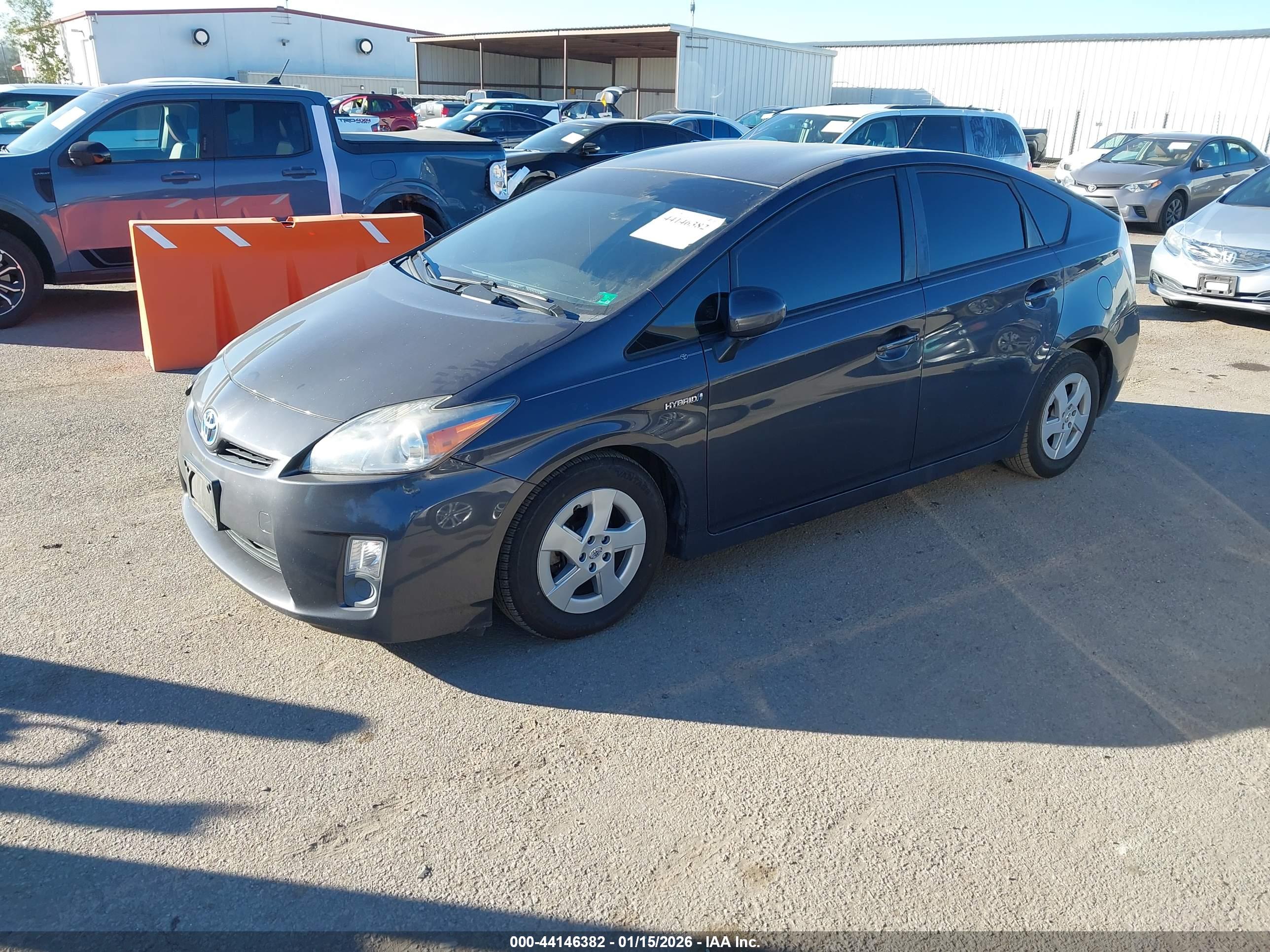 TOYOTA PRIUS image 2