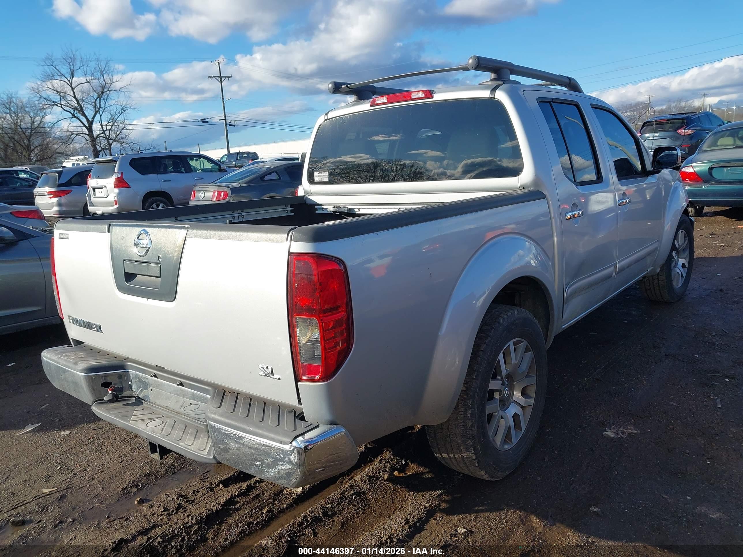 NISSAN FRONTIER image 4