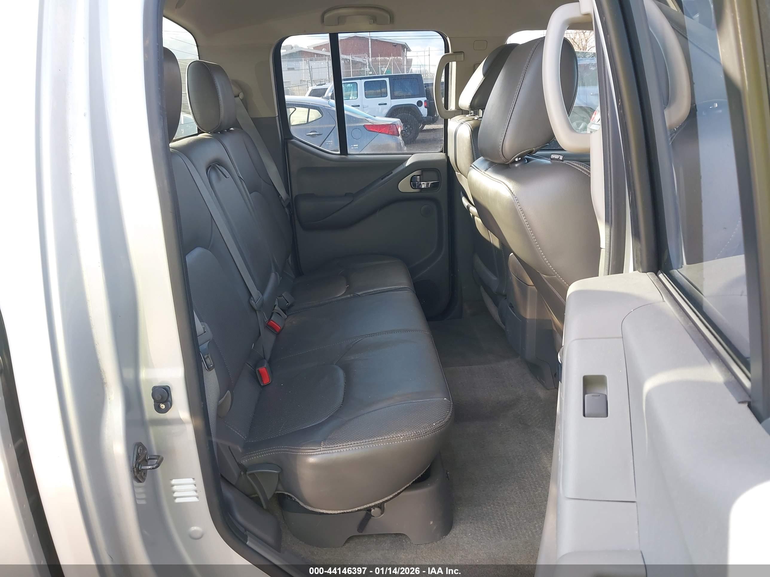 NISSAN FRONTIER image 8