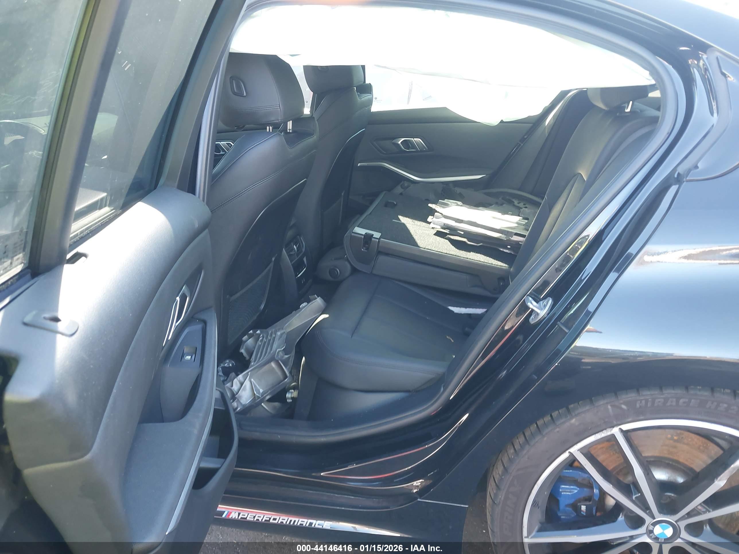 BMW M340I image 8