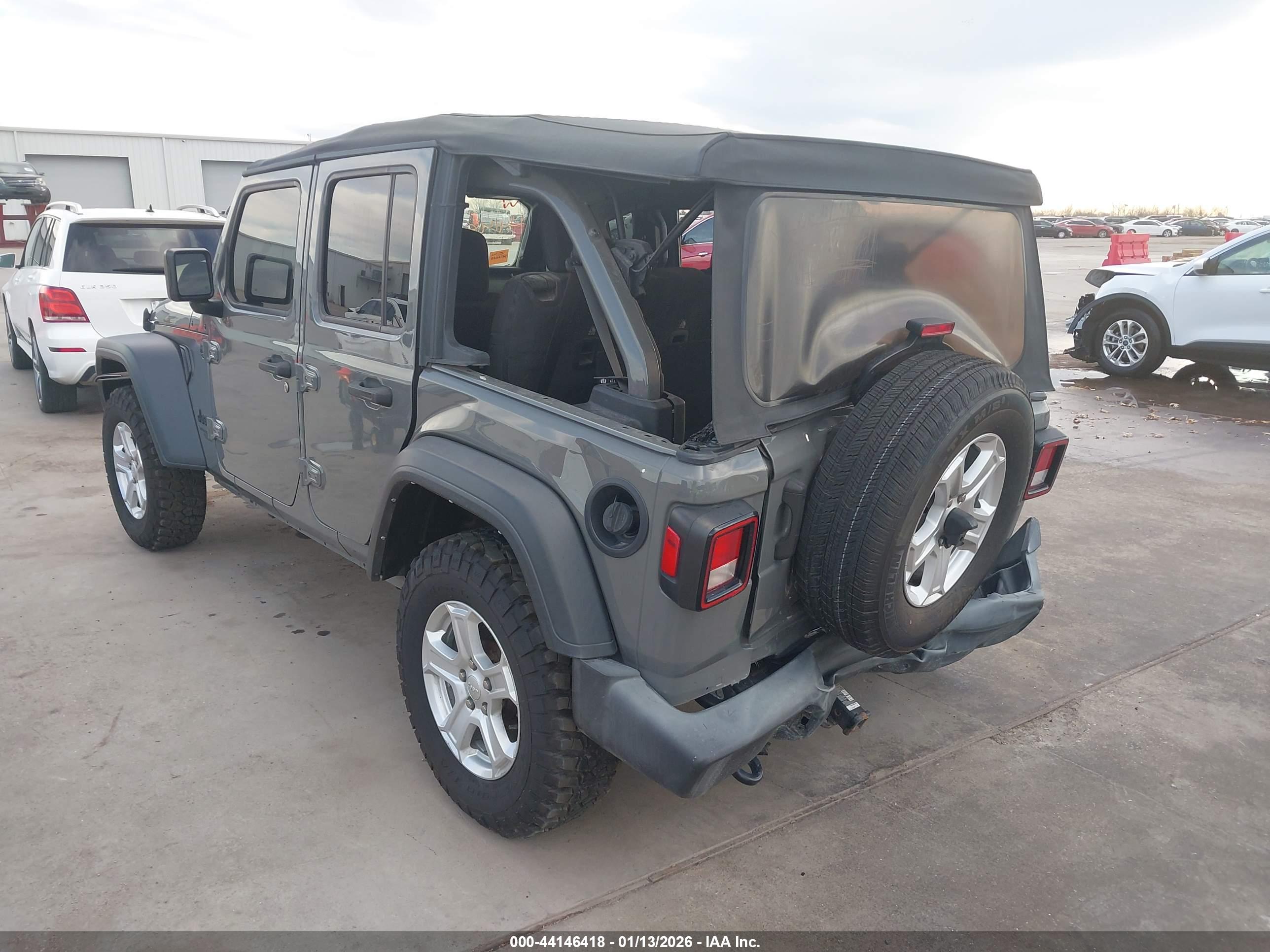 JEEP WRANGLER image 3