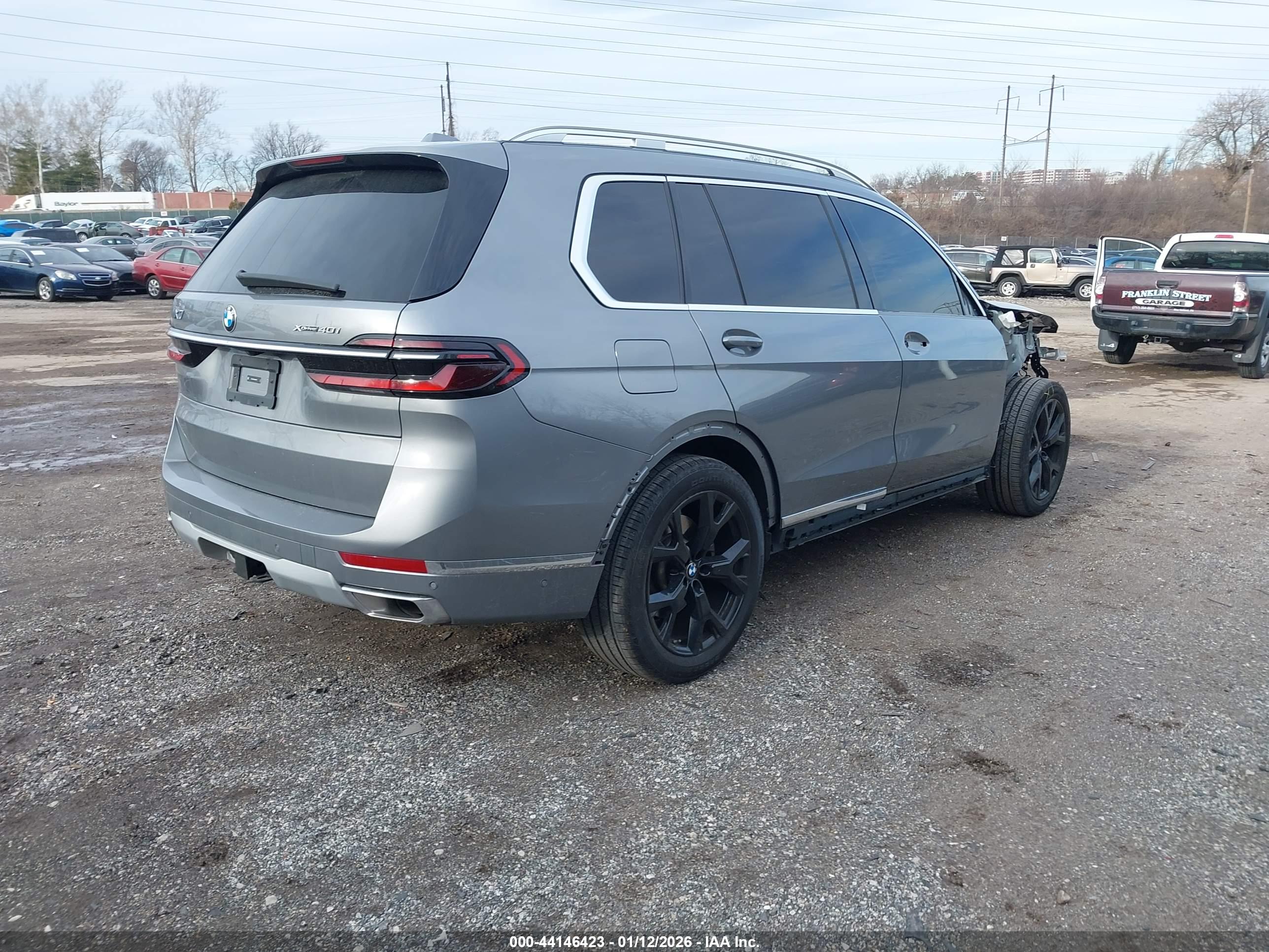 BMW X7 image 4