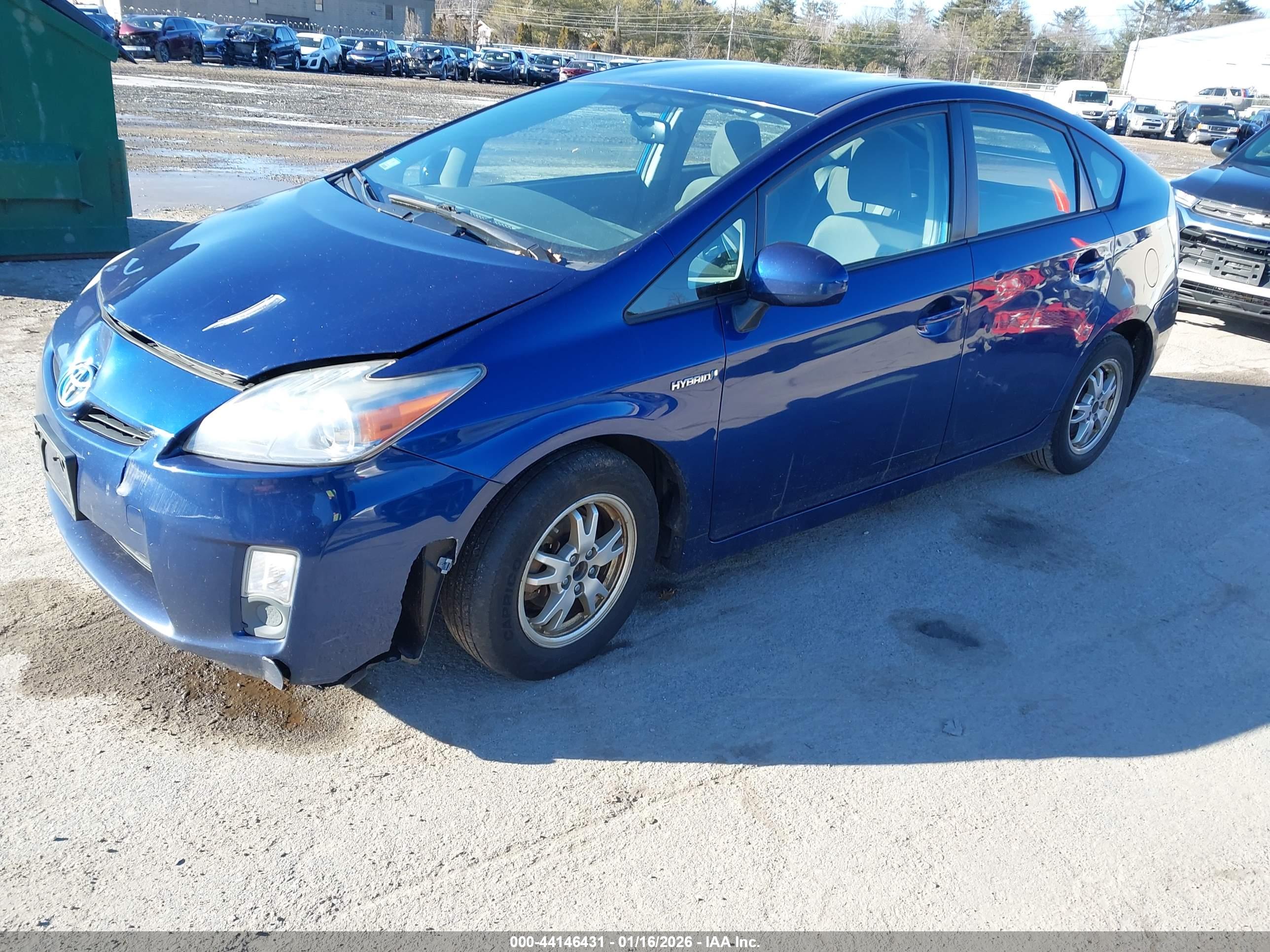 TOYOTA PRIUS image 2
