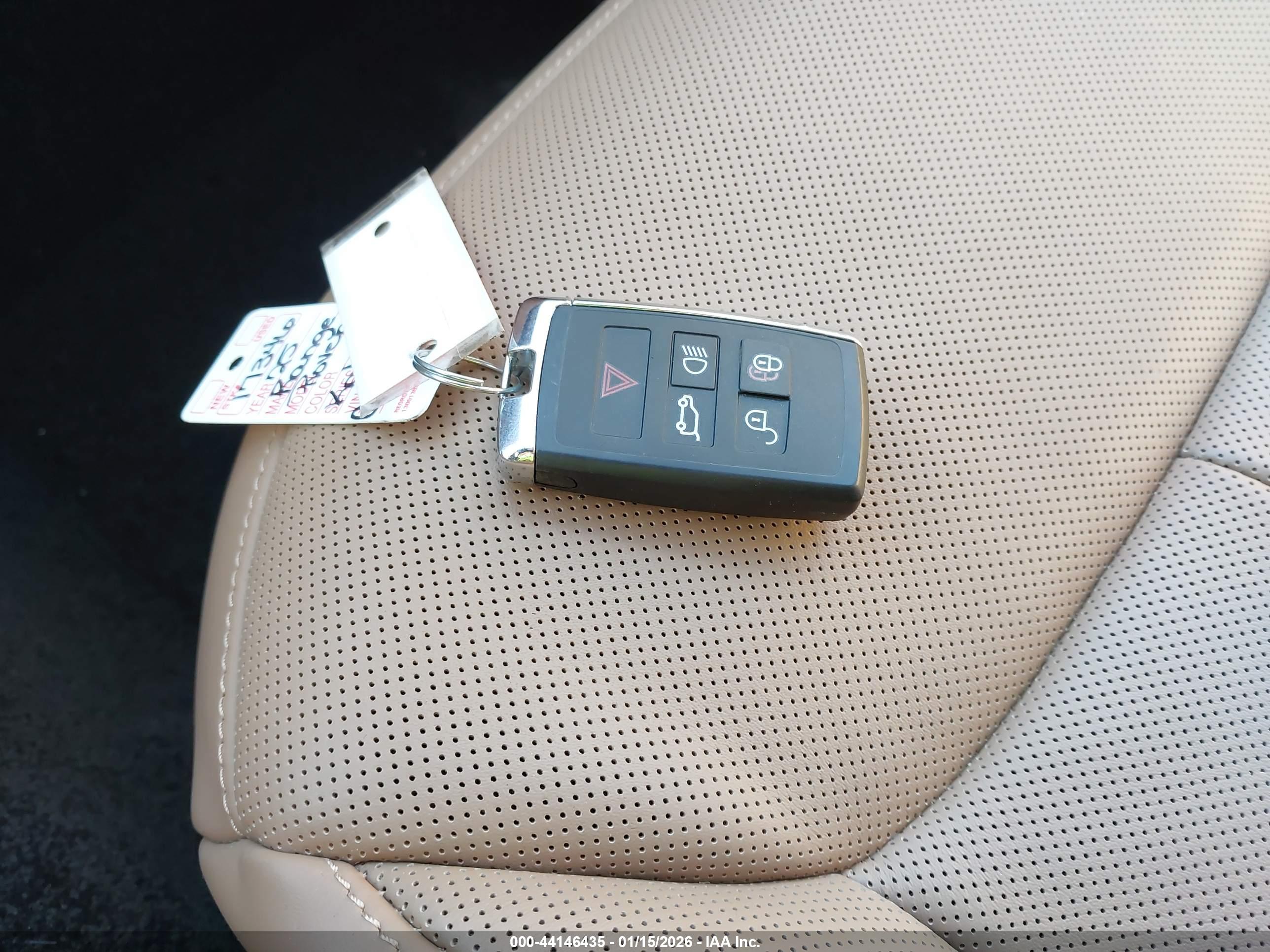 LAND ROVER image 11