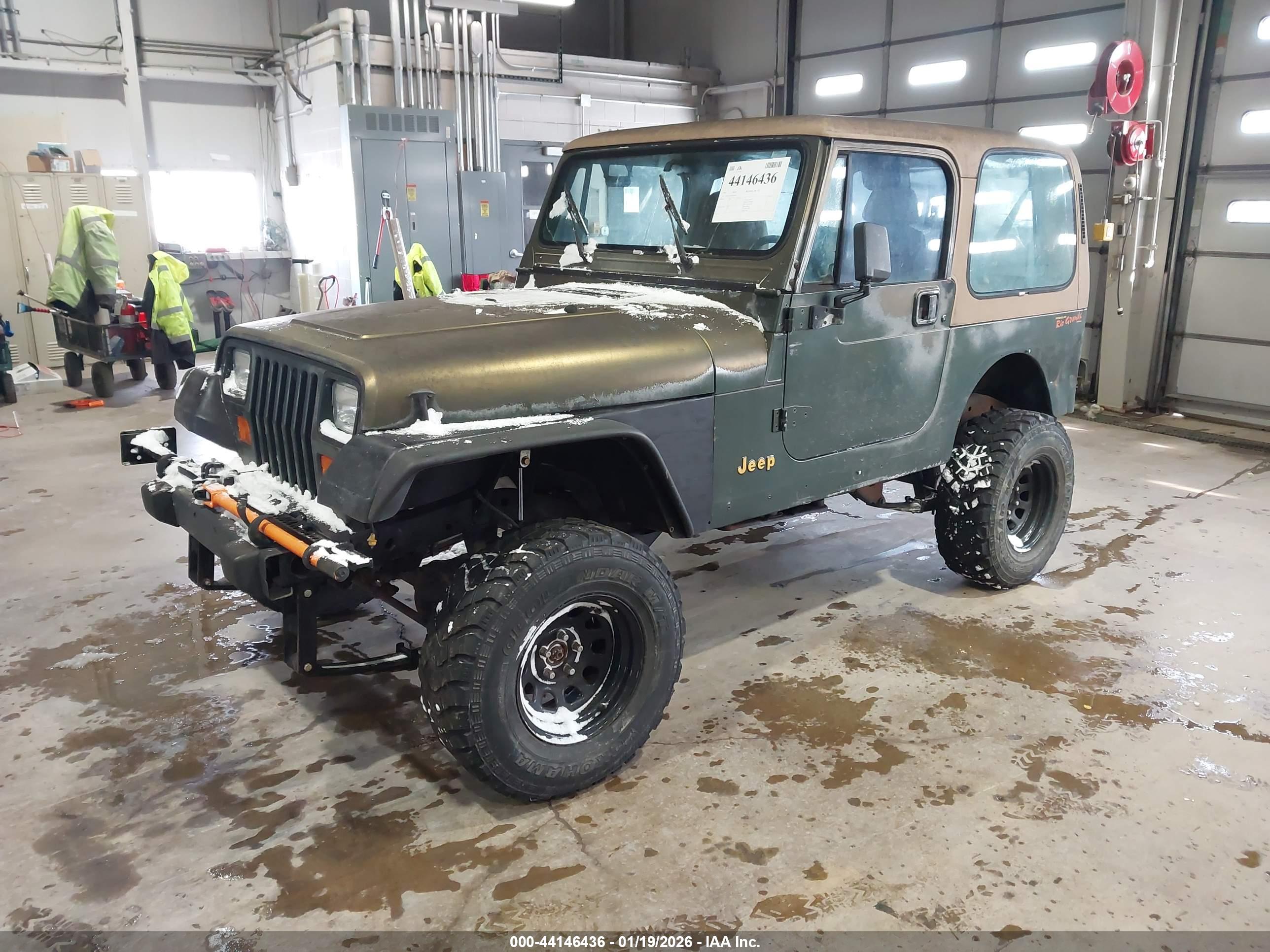 JEEP WRANGLER image 2