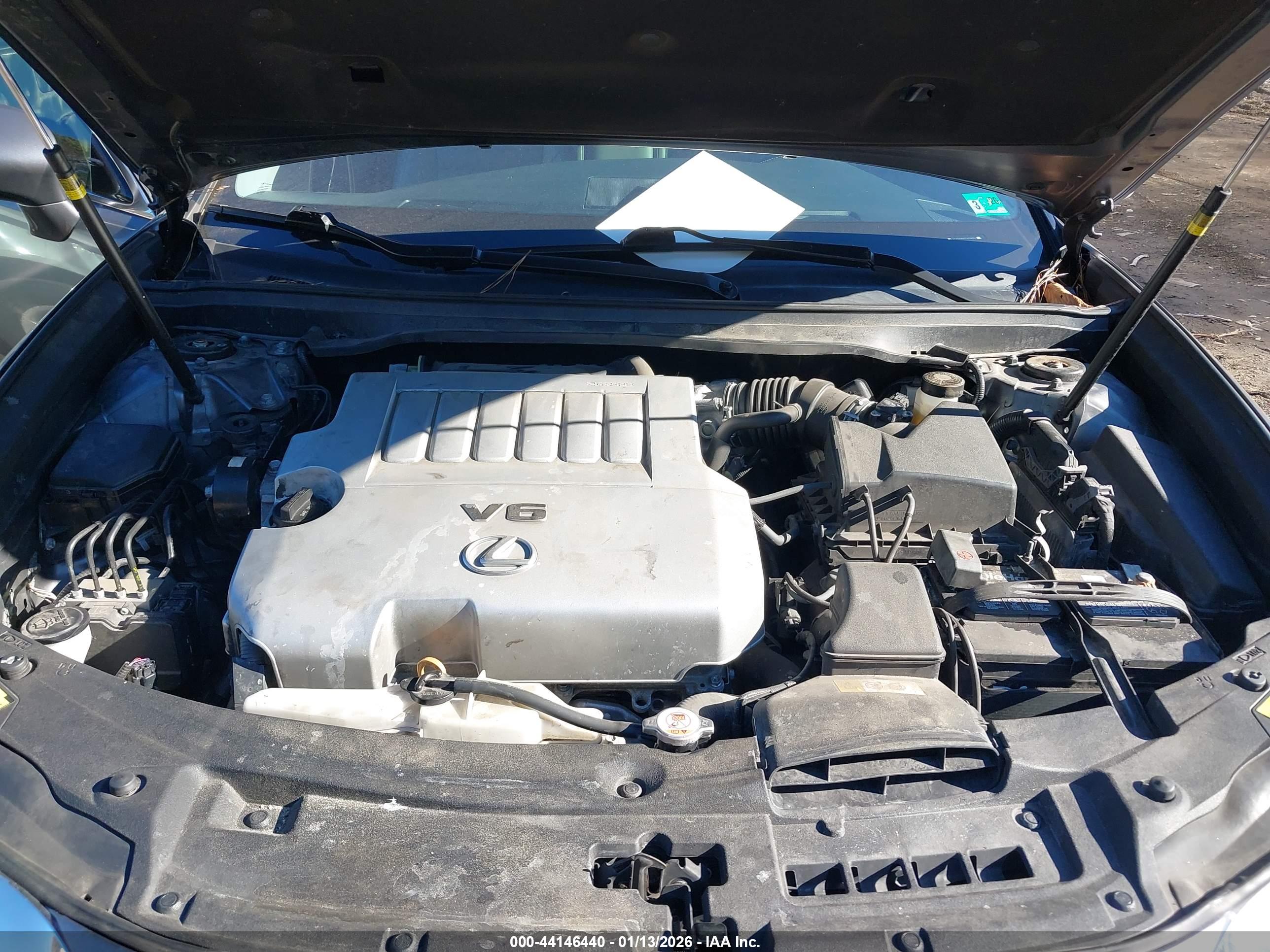 LEXUS ES image 10