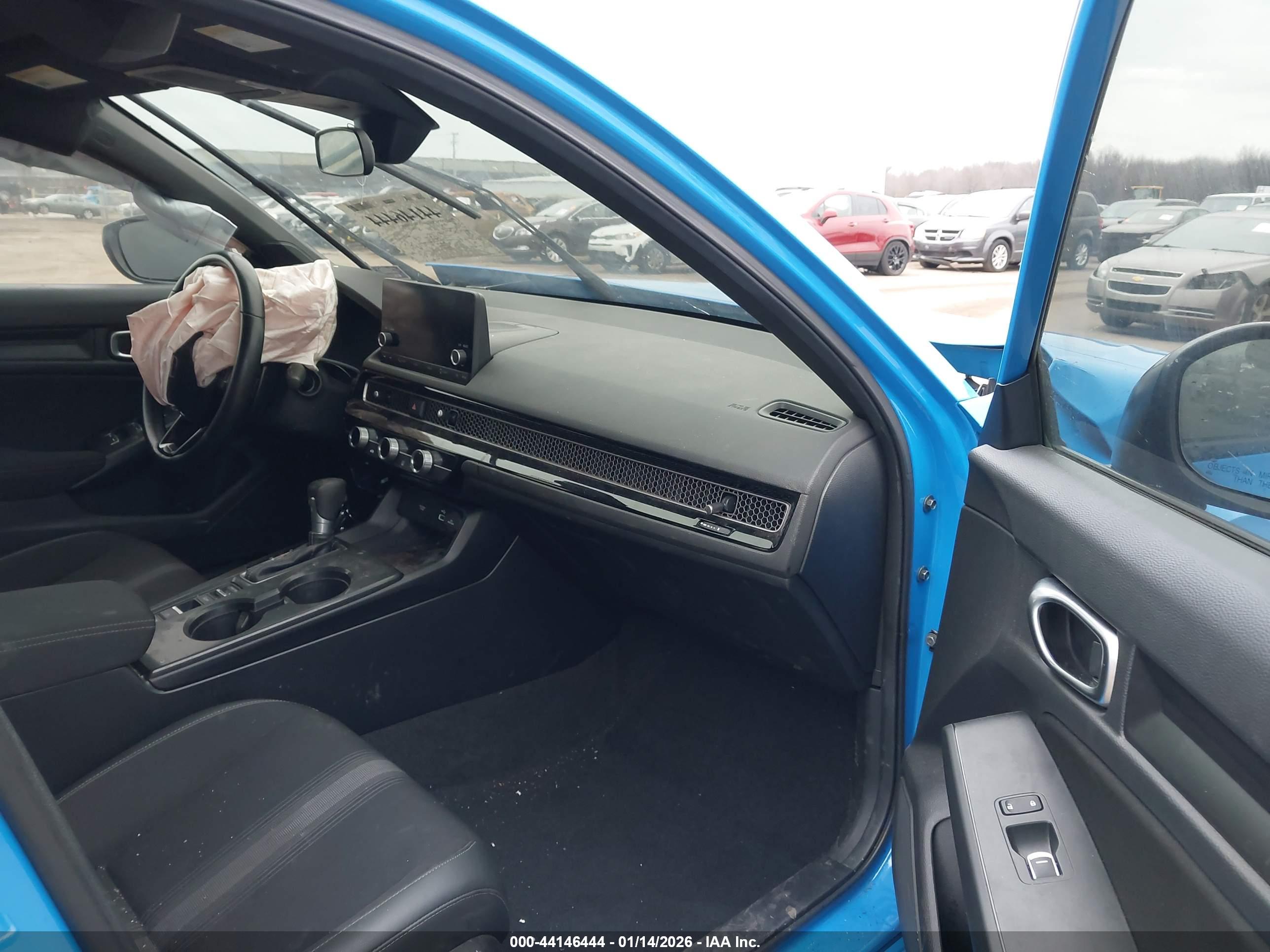 HONDA CIVIC image 5