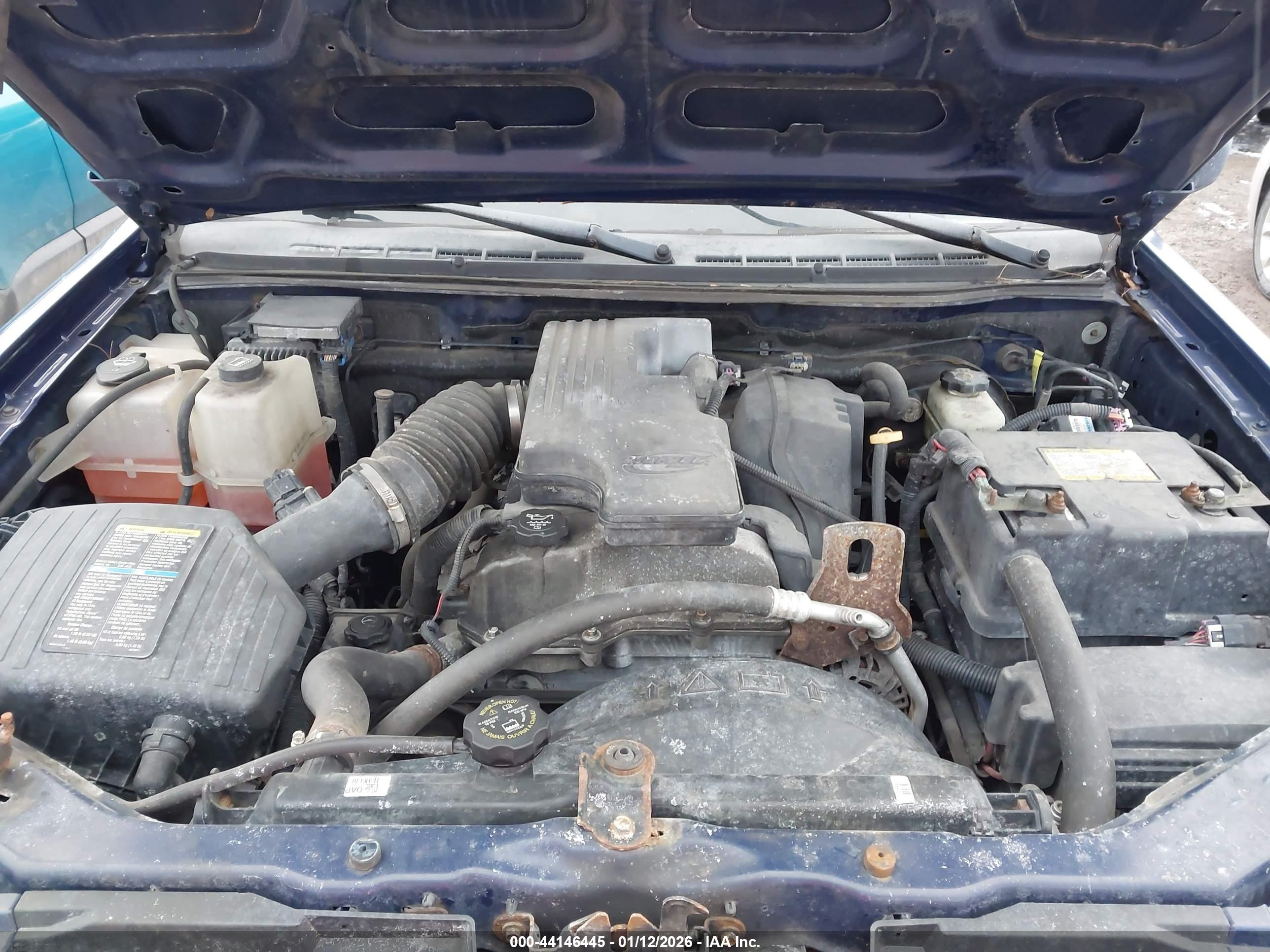 CHEVROLET COLORADO image 10
