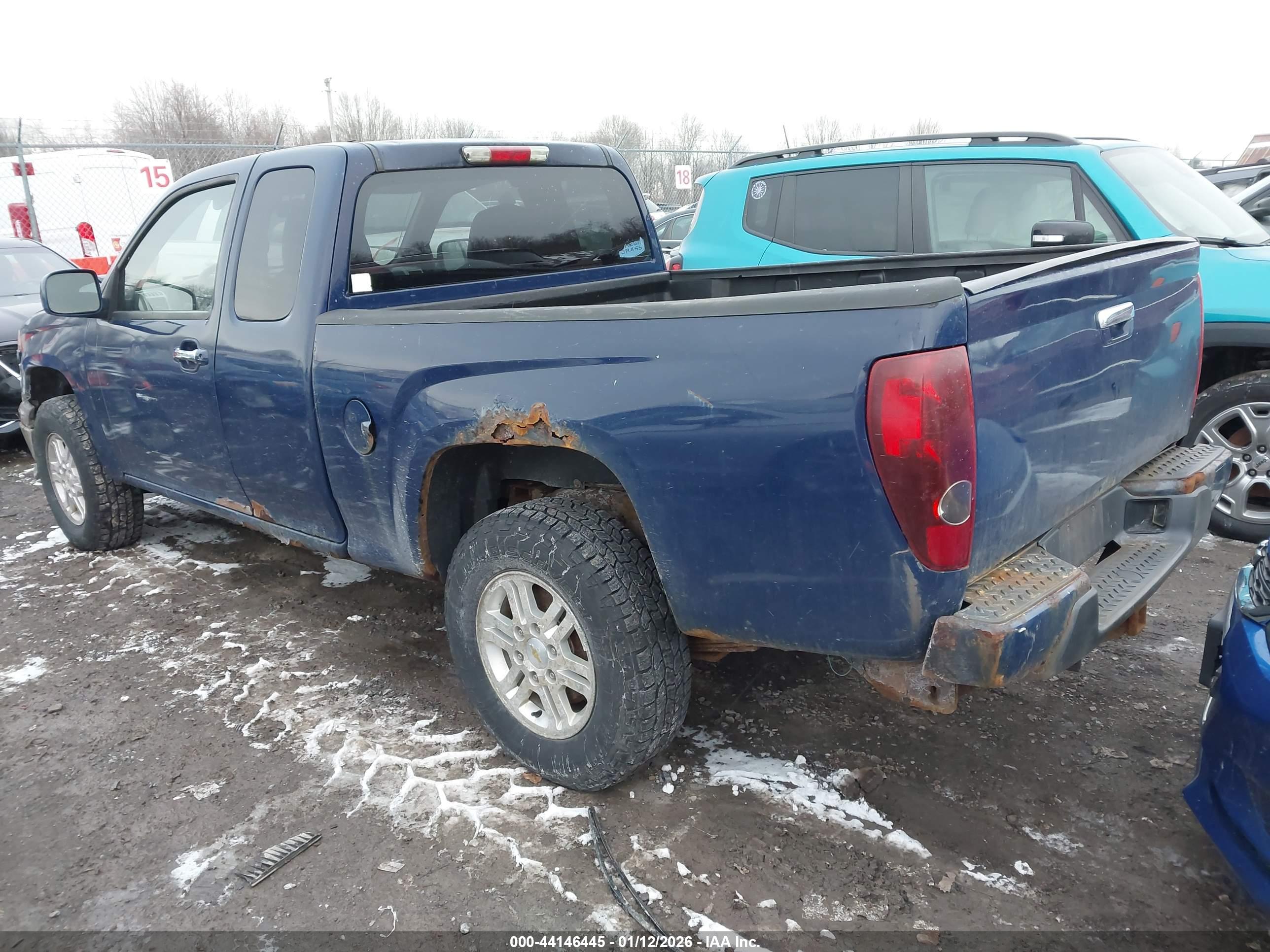 CHEVROLET COLORADO image 3