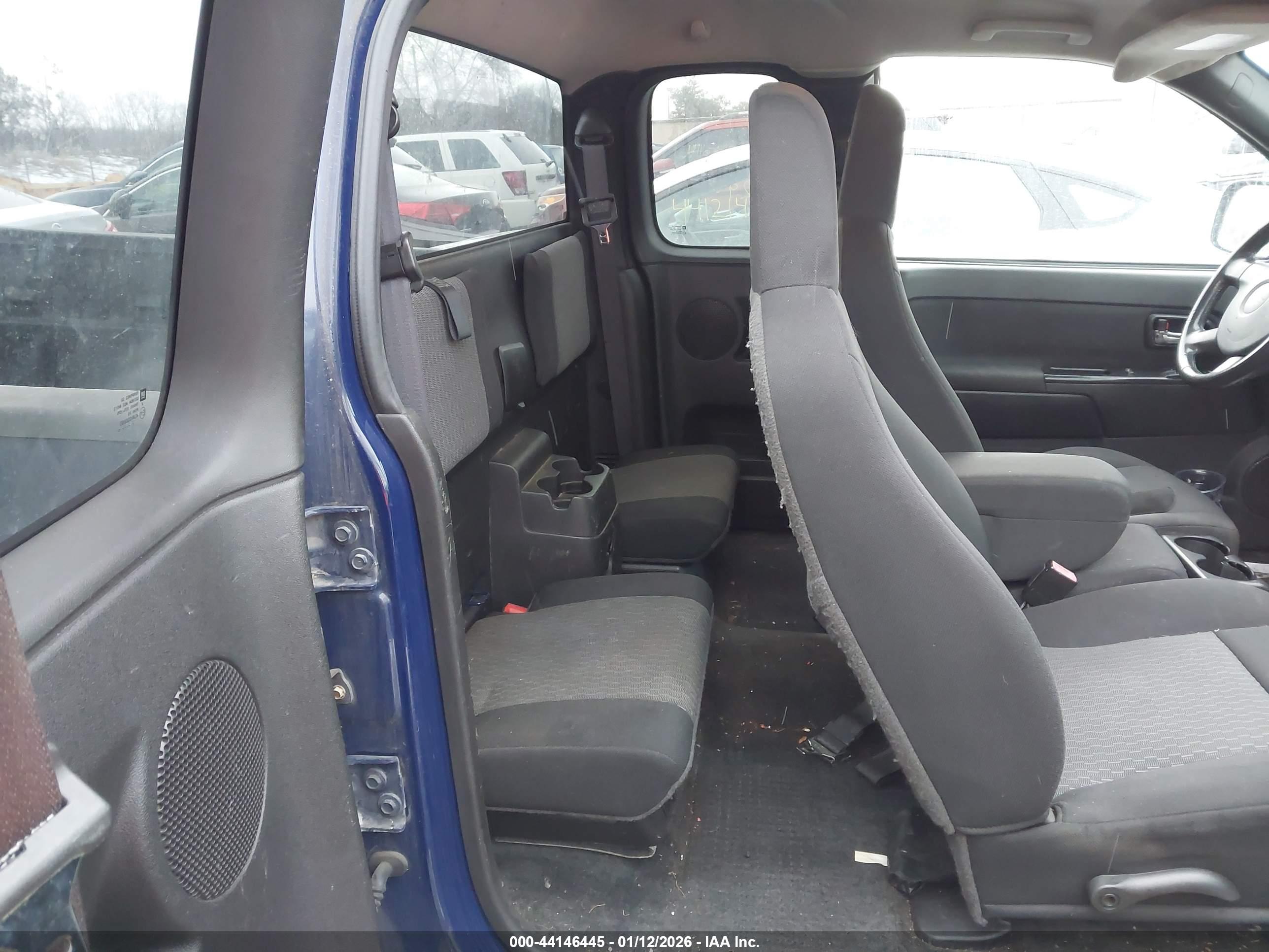 CHEVROLET COLORADO image 8