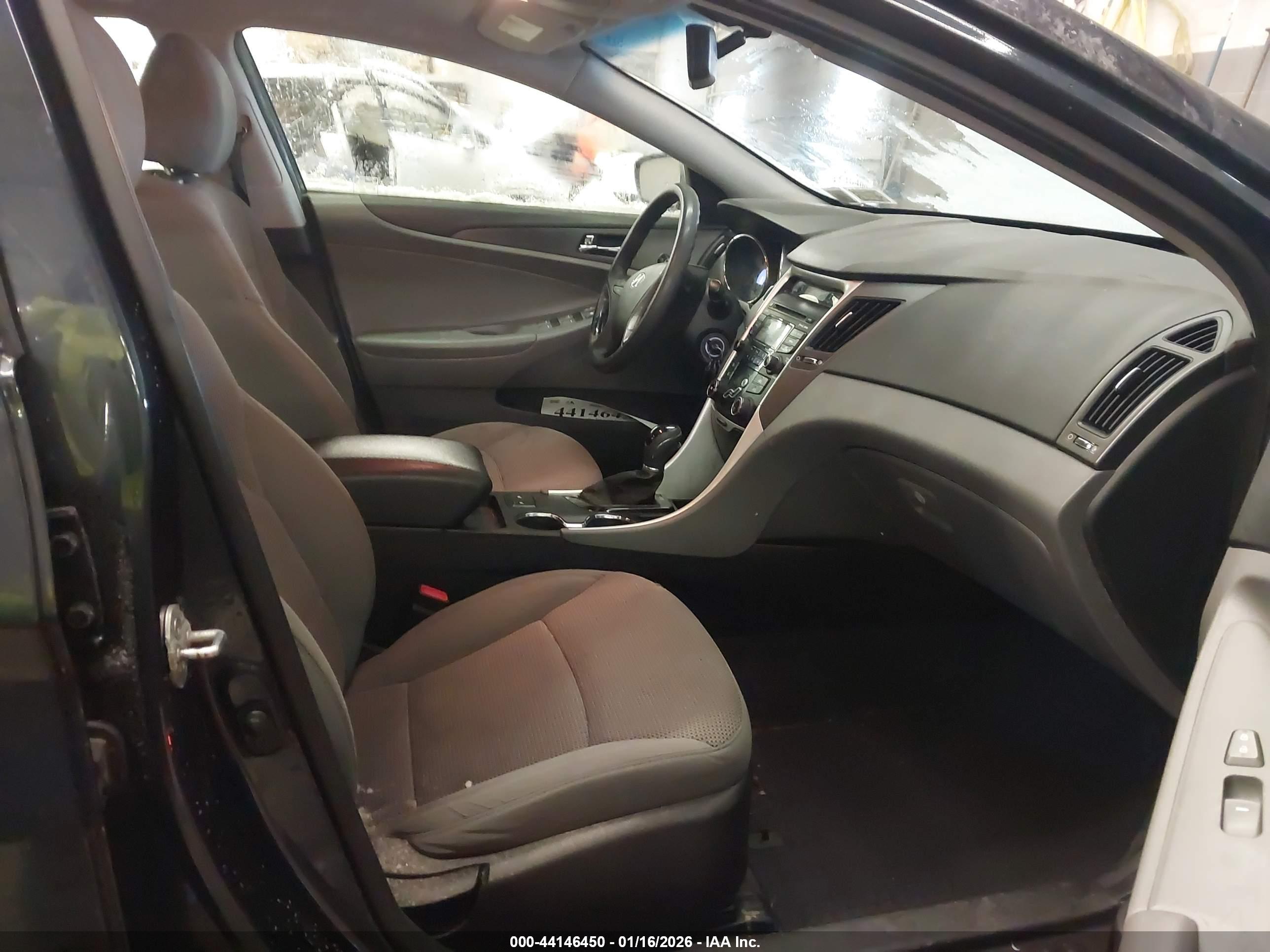 HYUNDAI SONATA image 5