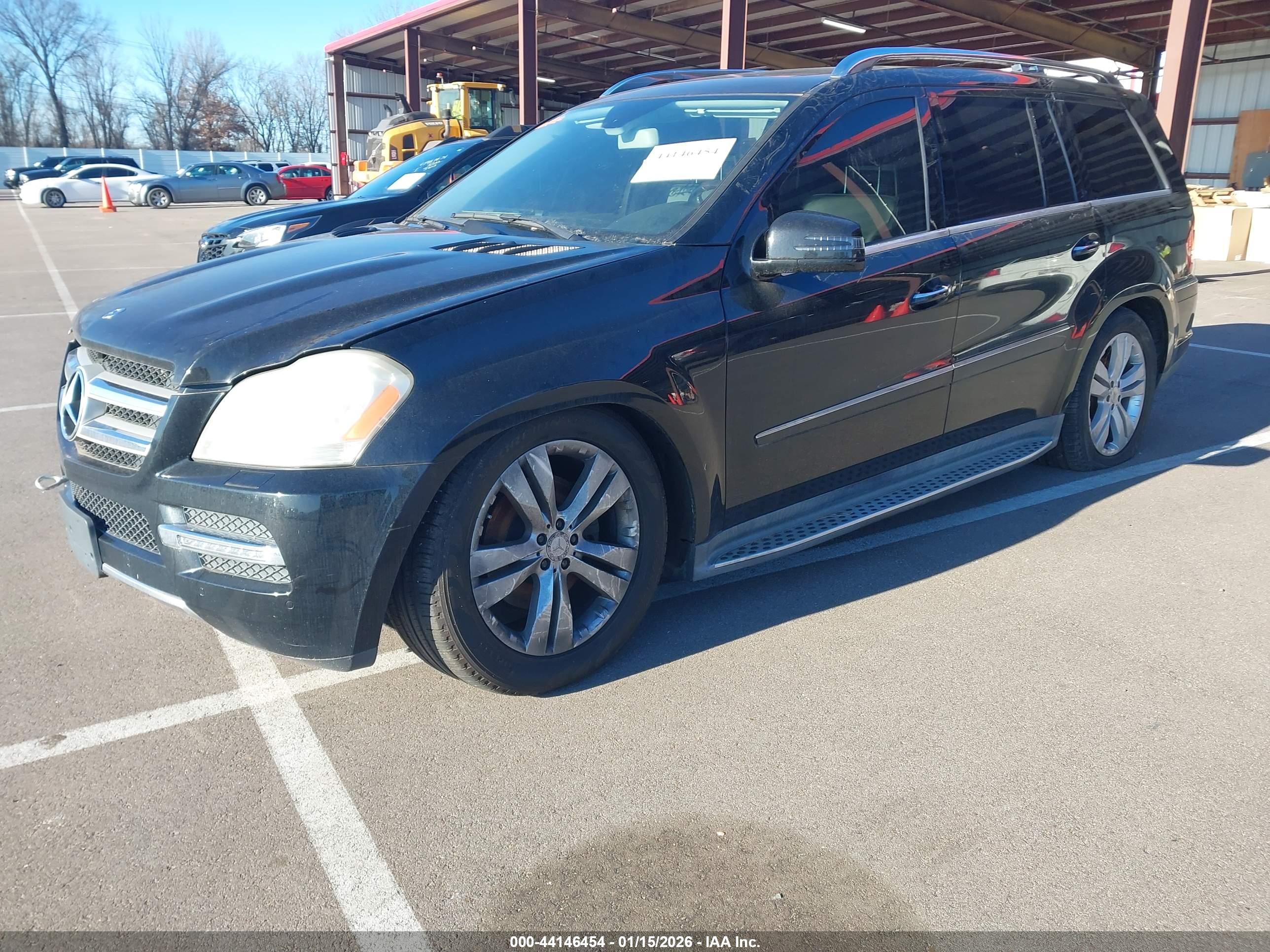 MERCEDES-BENZ GL image 2