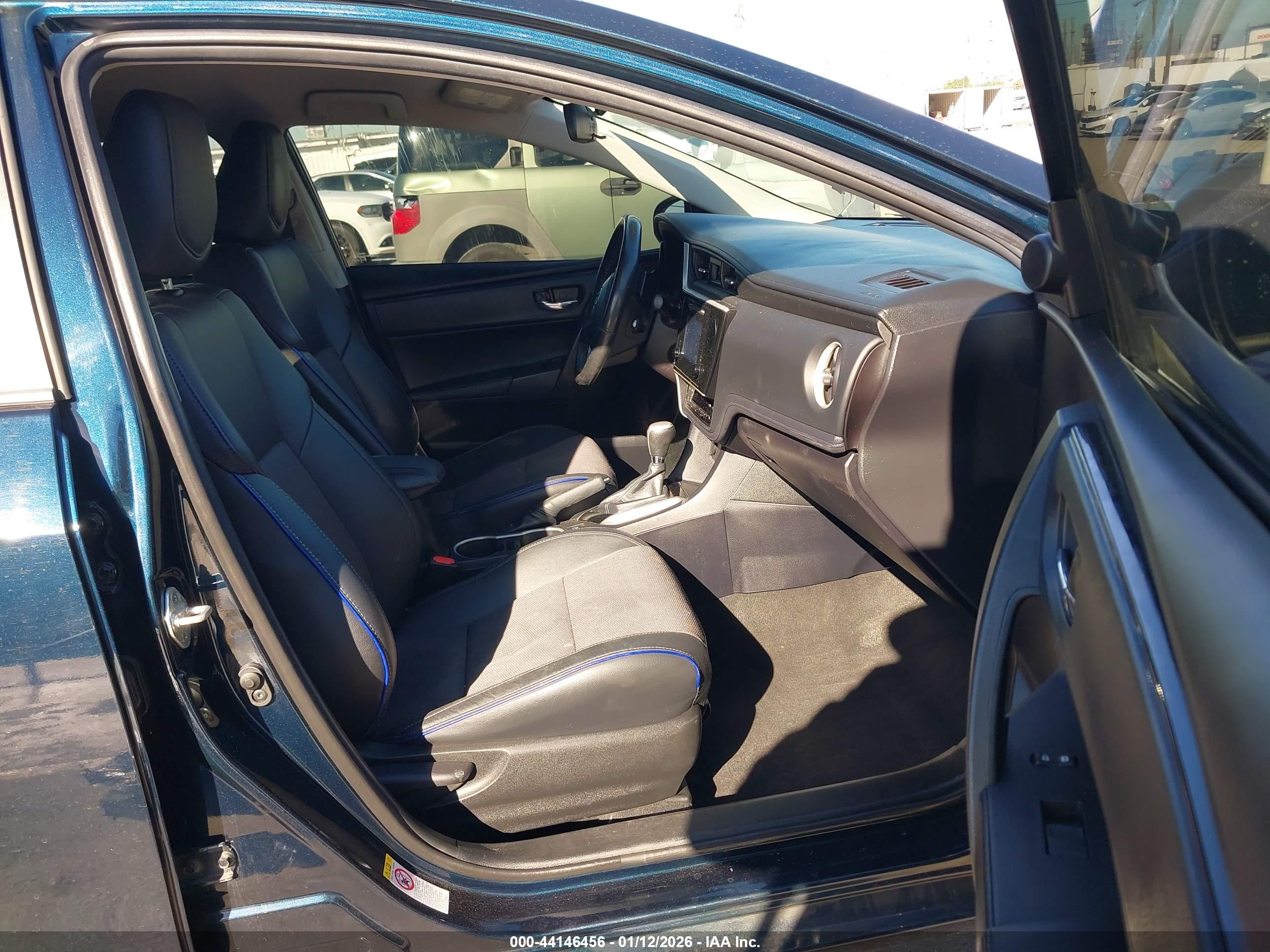 TOYOTA COROLLA image 5