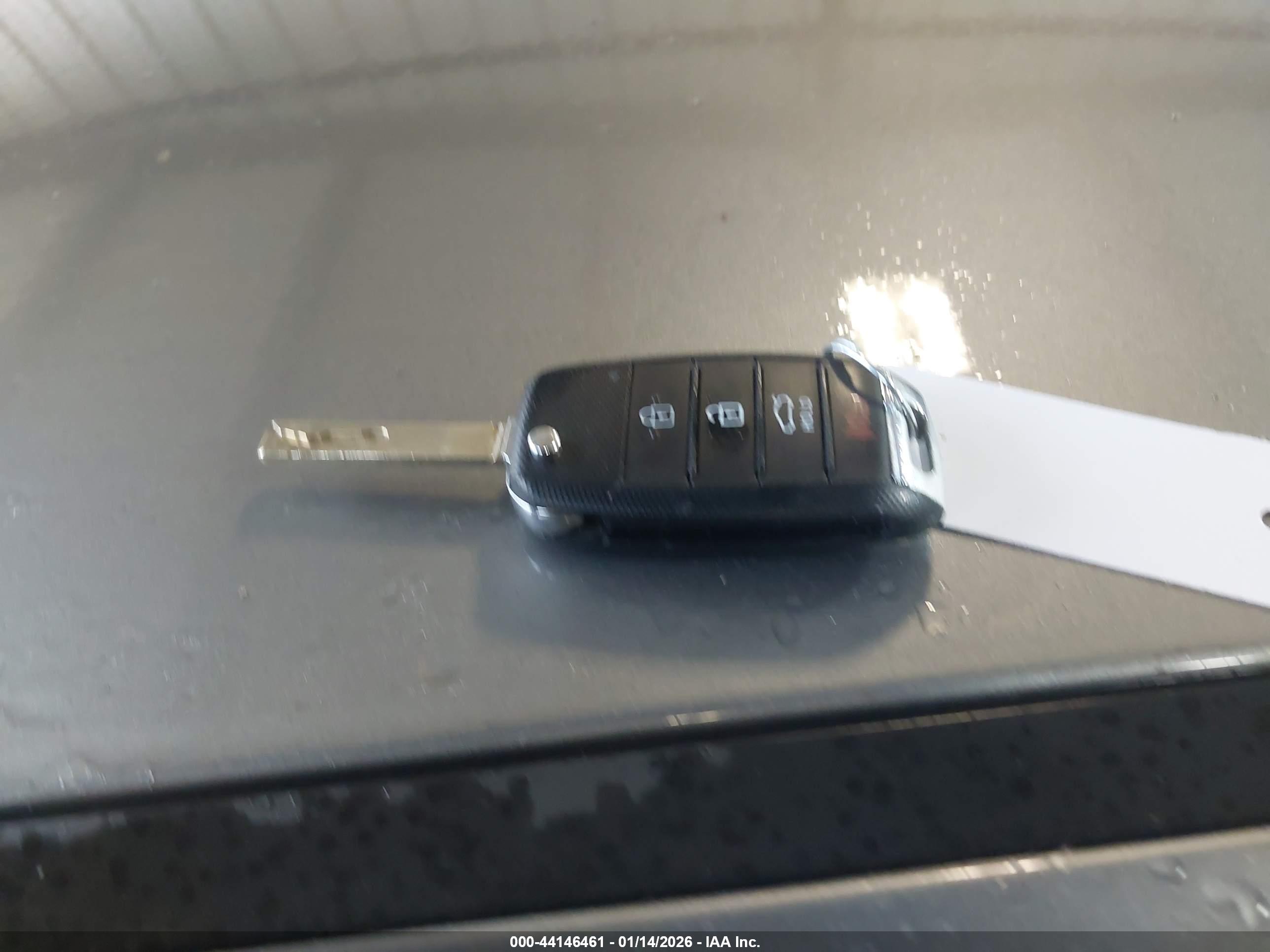 KIA RIO image 11