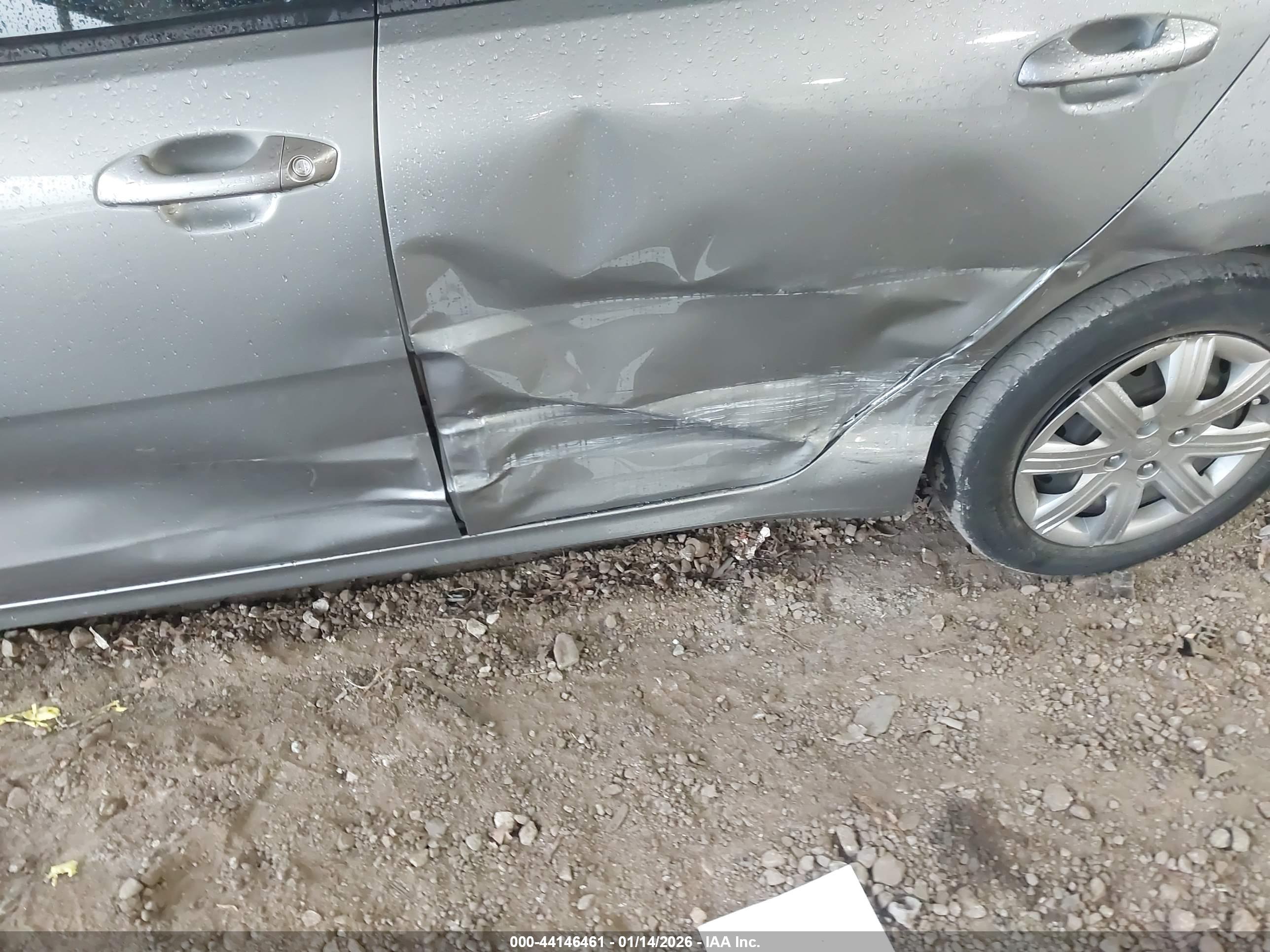 KIA RIO image 6