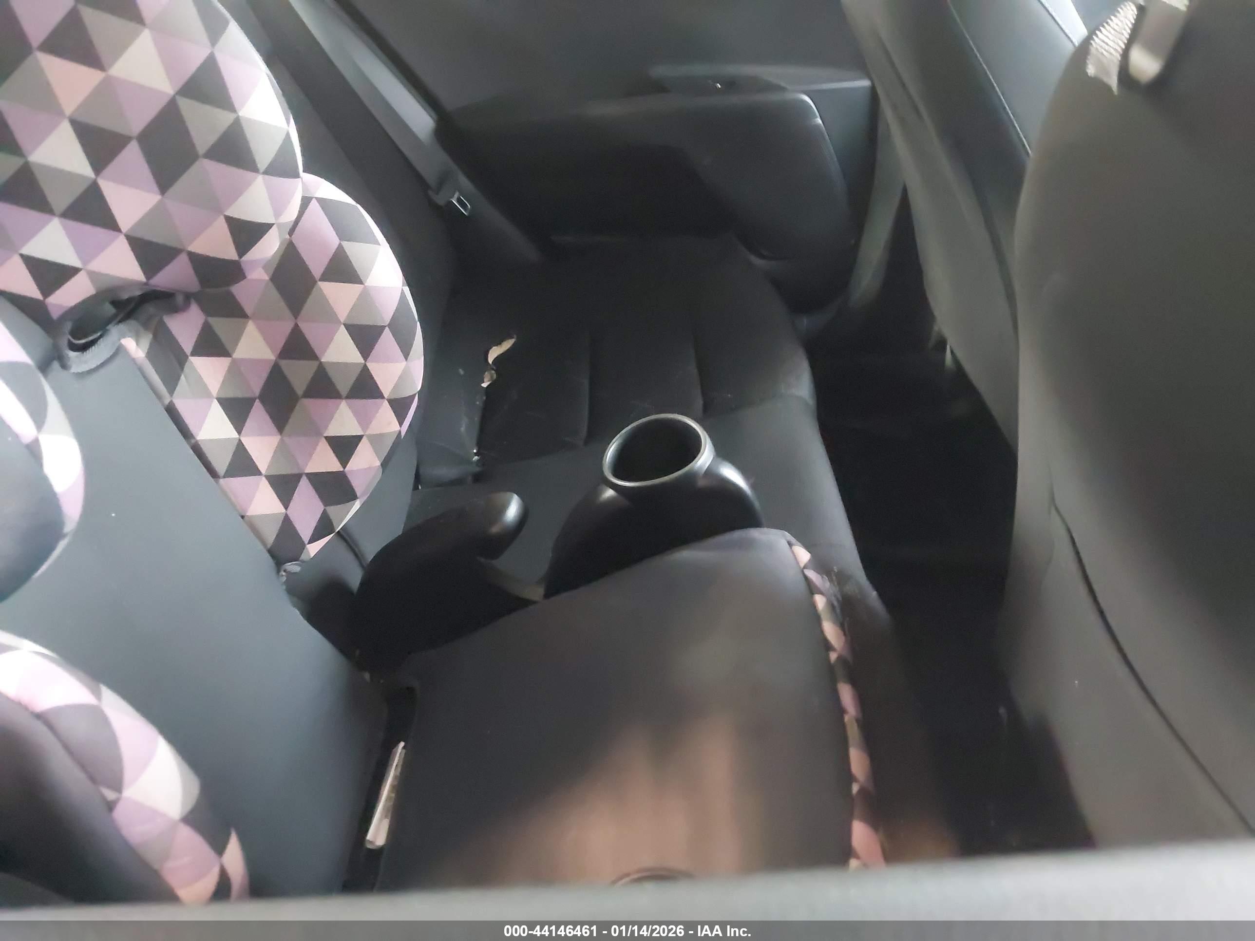 KIA RIO image 8