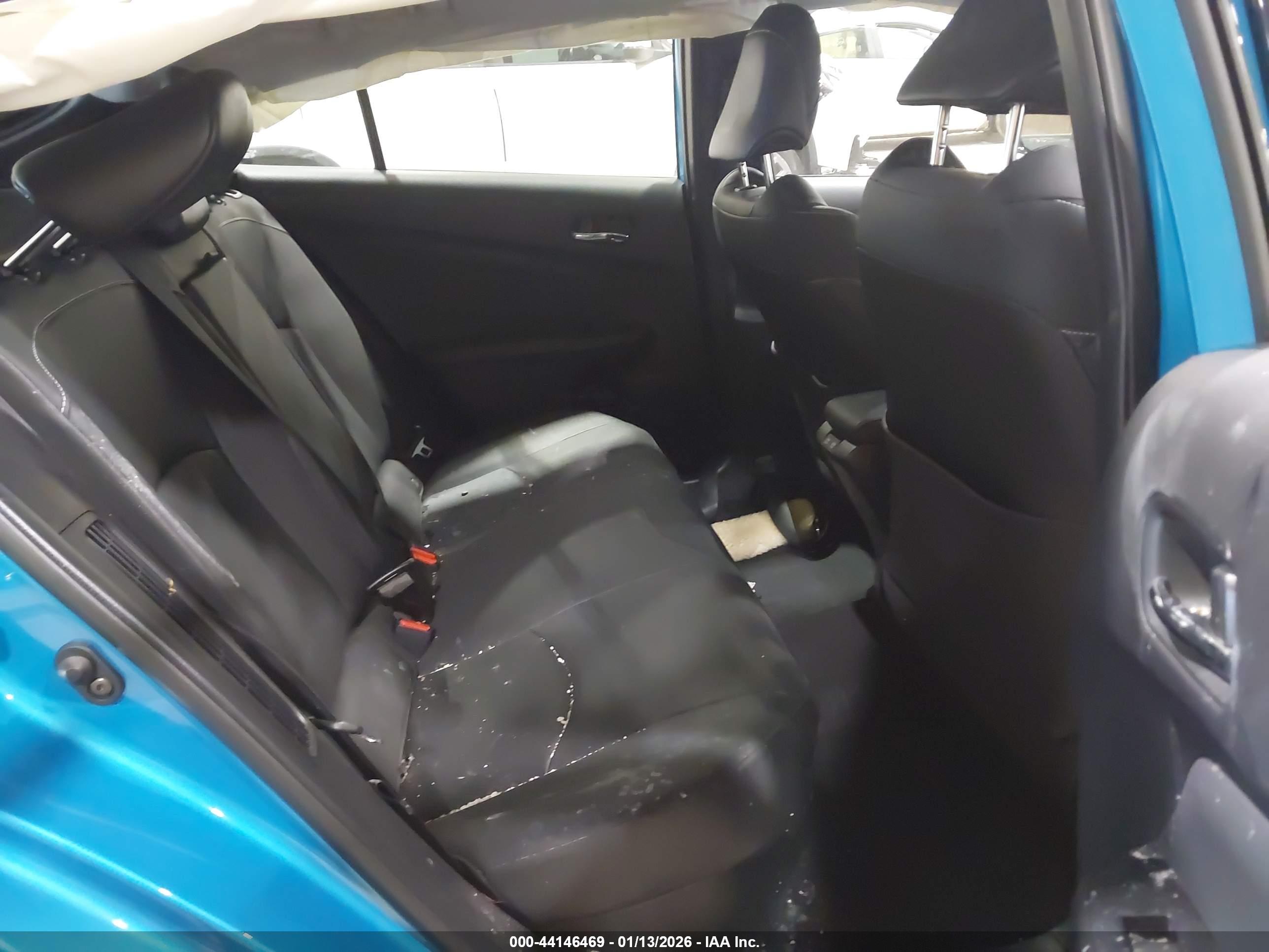 TOYOTA PRIUS image 8