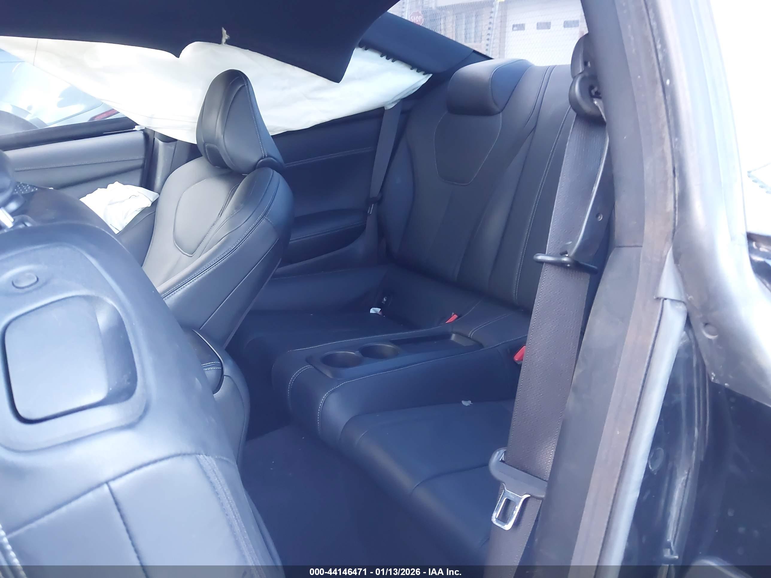 INFINITI Q60 image 8