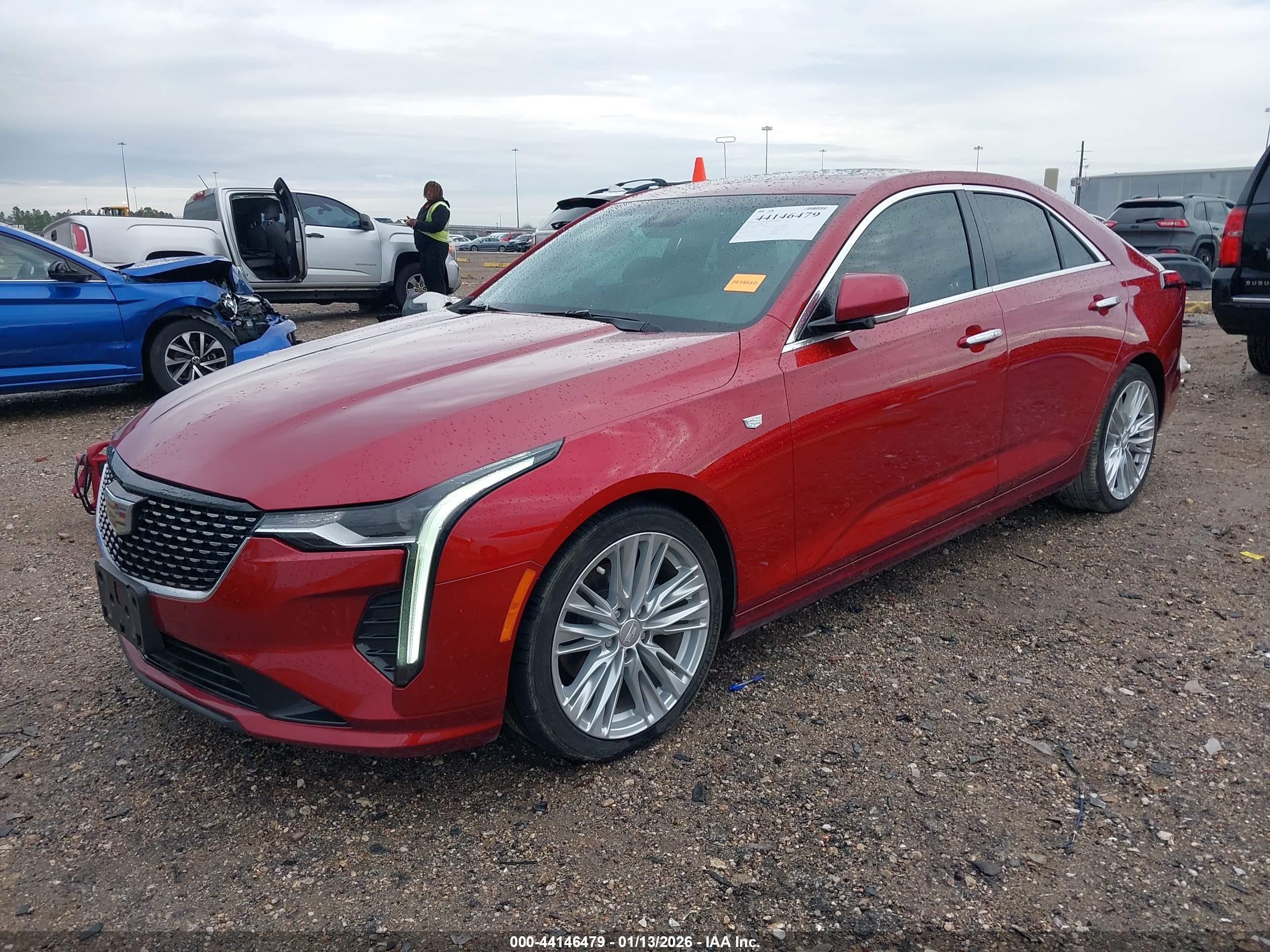 CADILLAC CT4 image 2