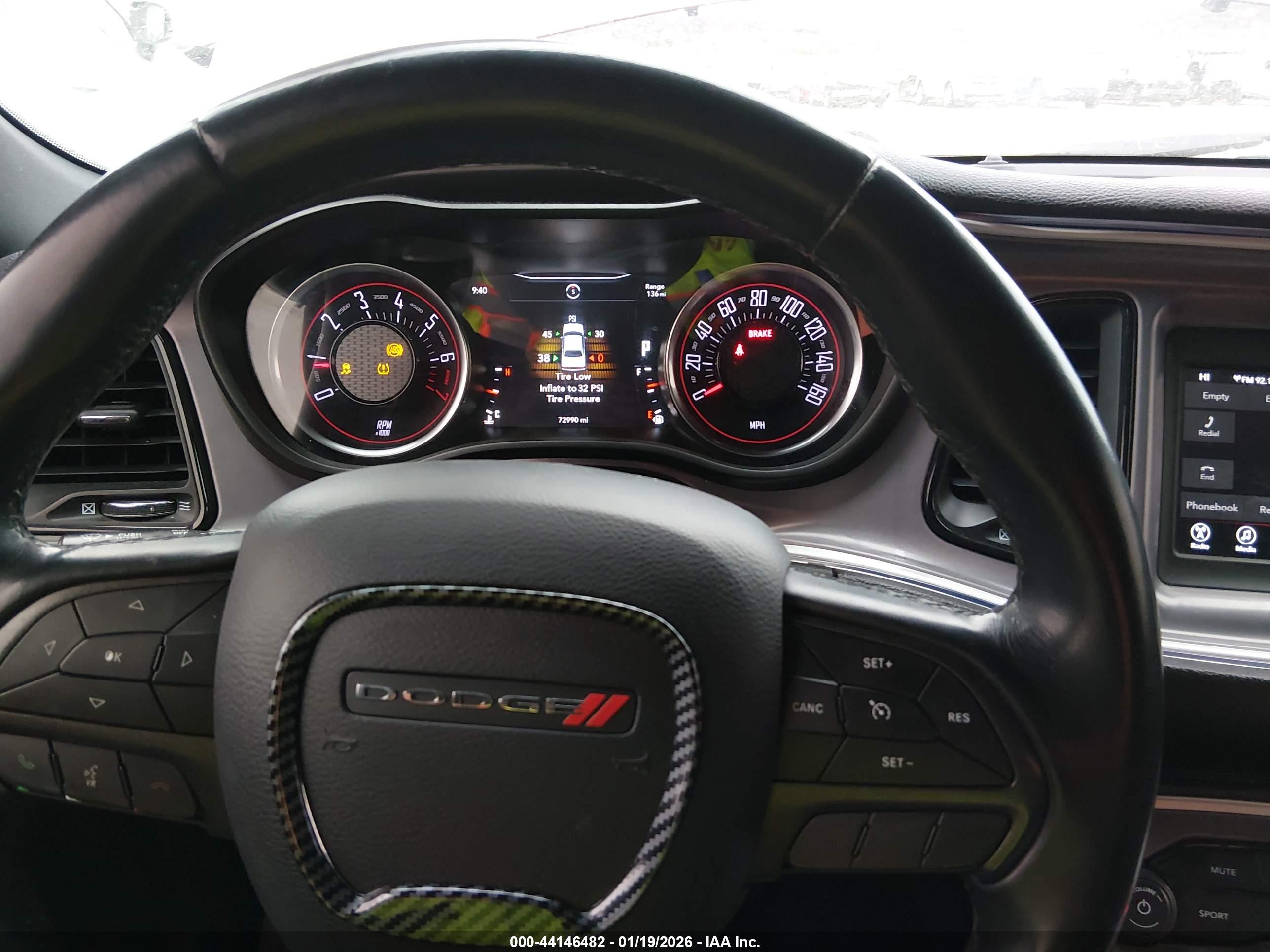 DODGE CHALLENGER image 7