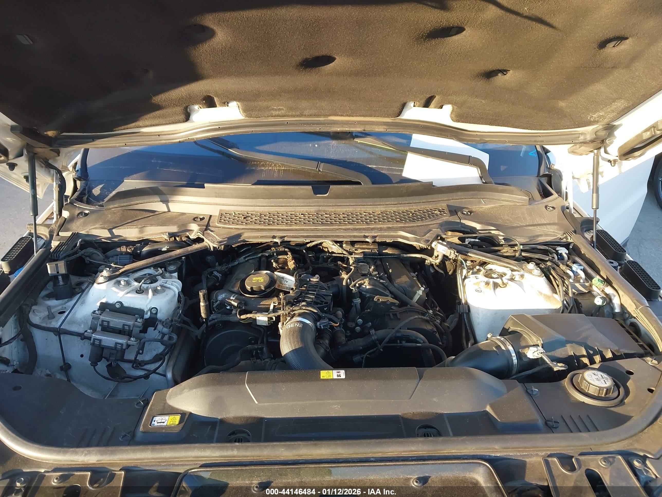 LAND ROVER image 10