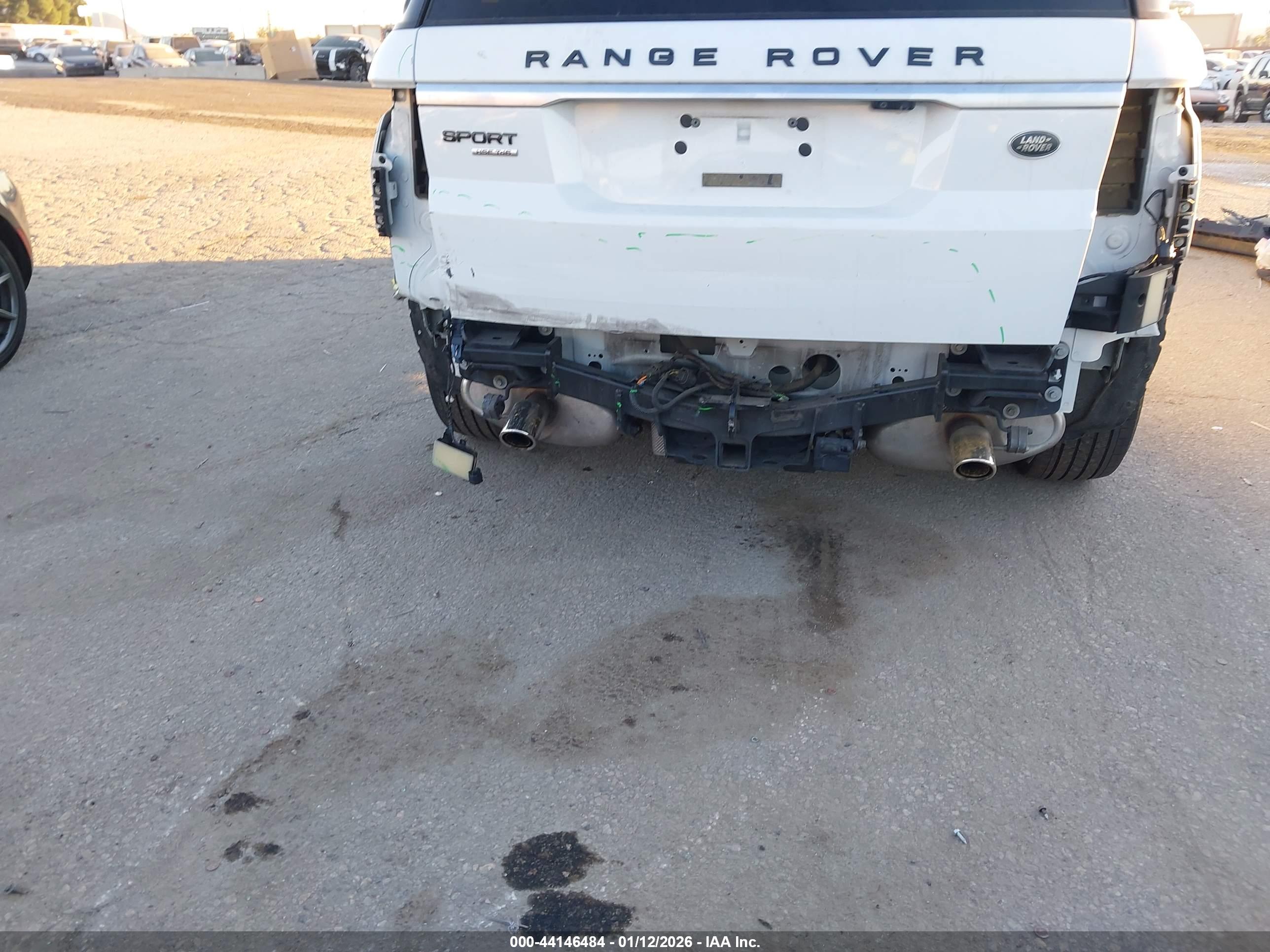 LAND ROVER image 6
