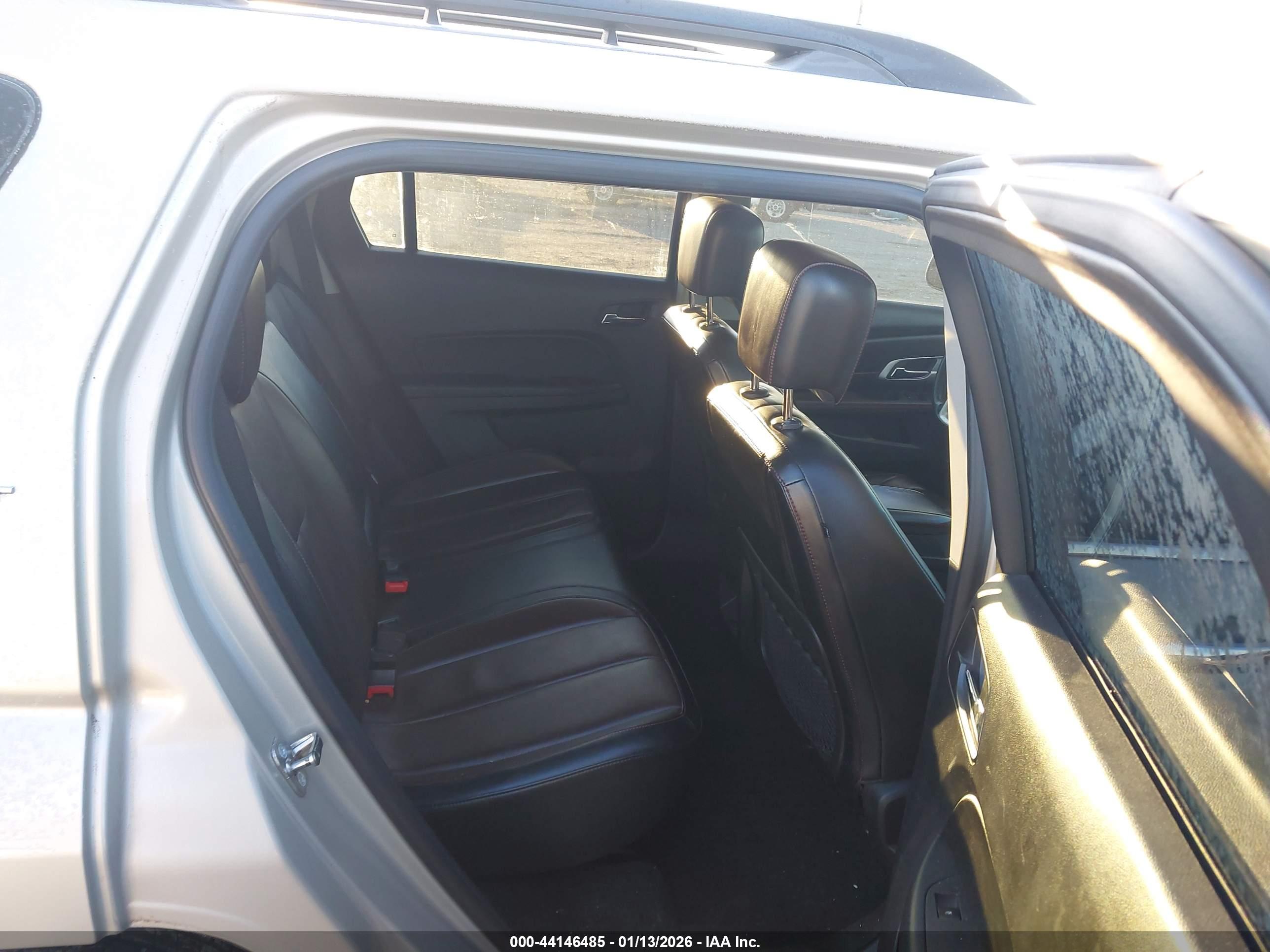 GMC TERRAIN image 8