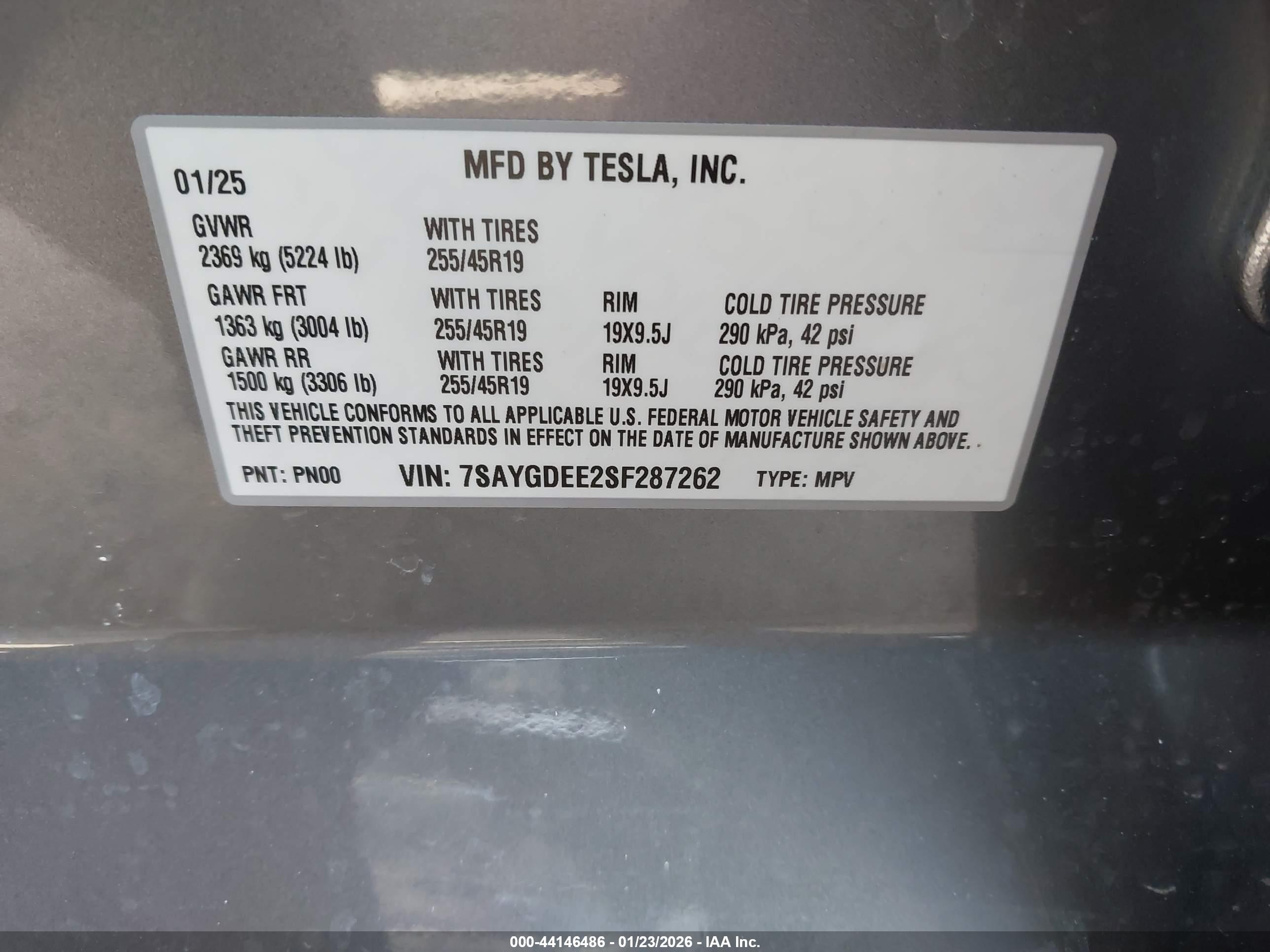 TESLA MODEL image 9