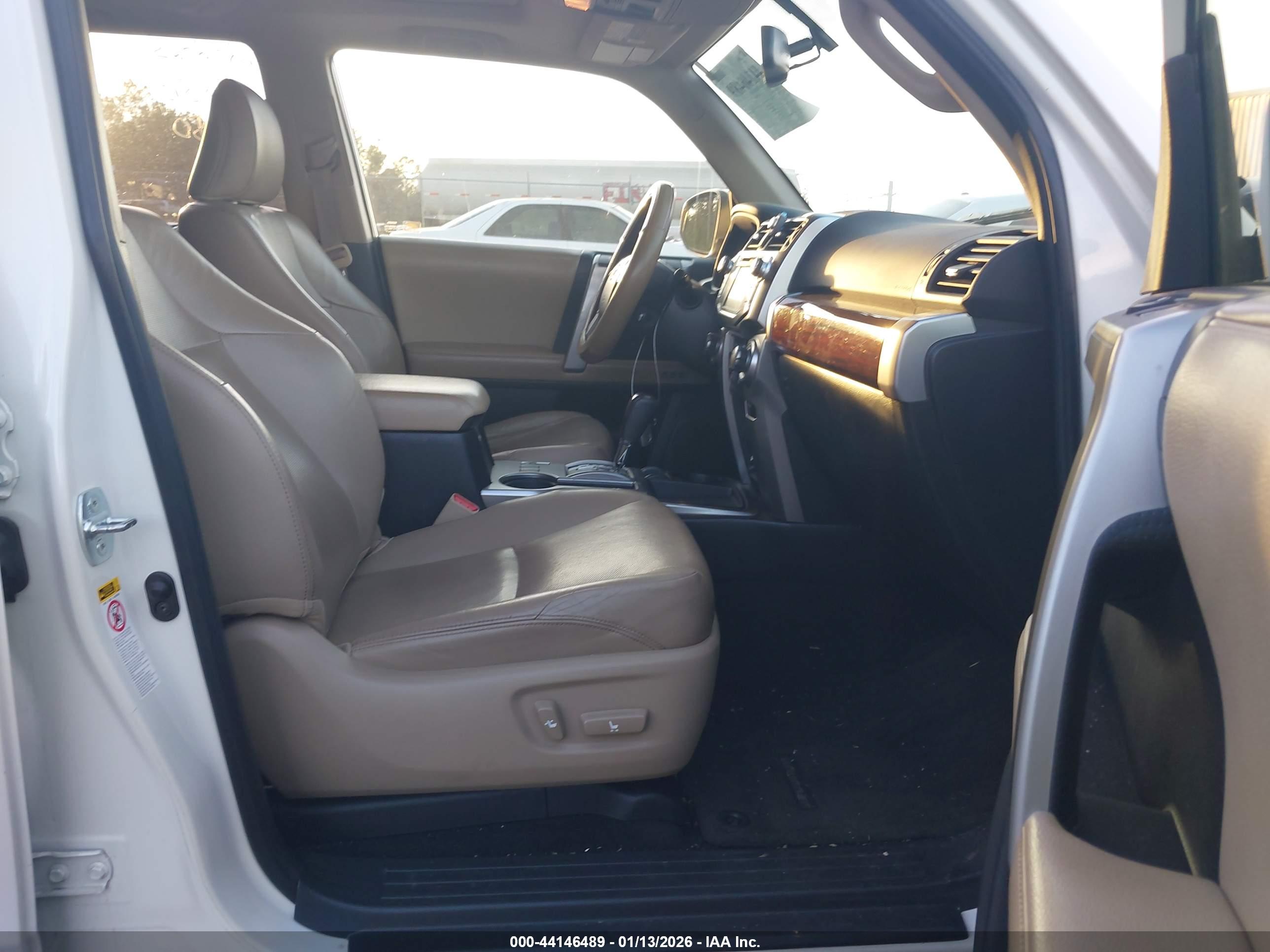 TOYOTA 4RUNNER image 5