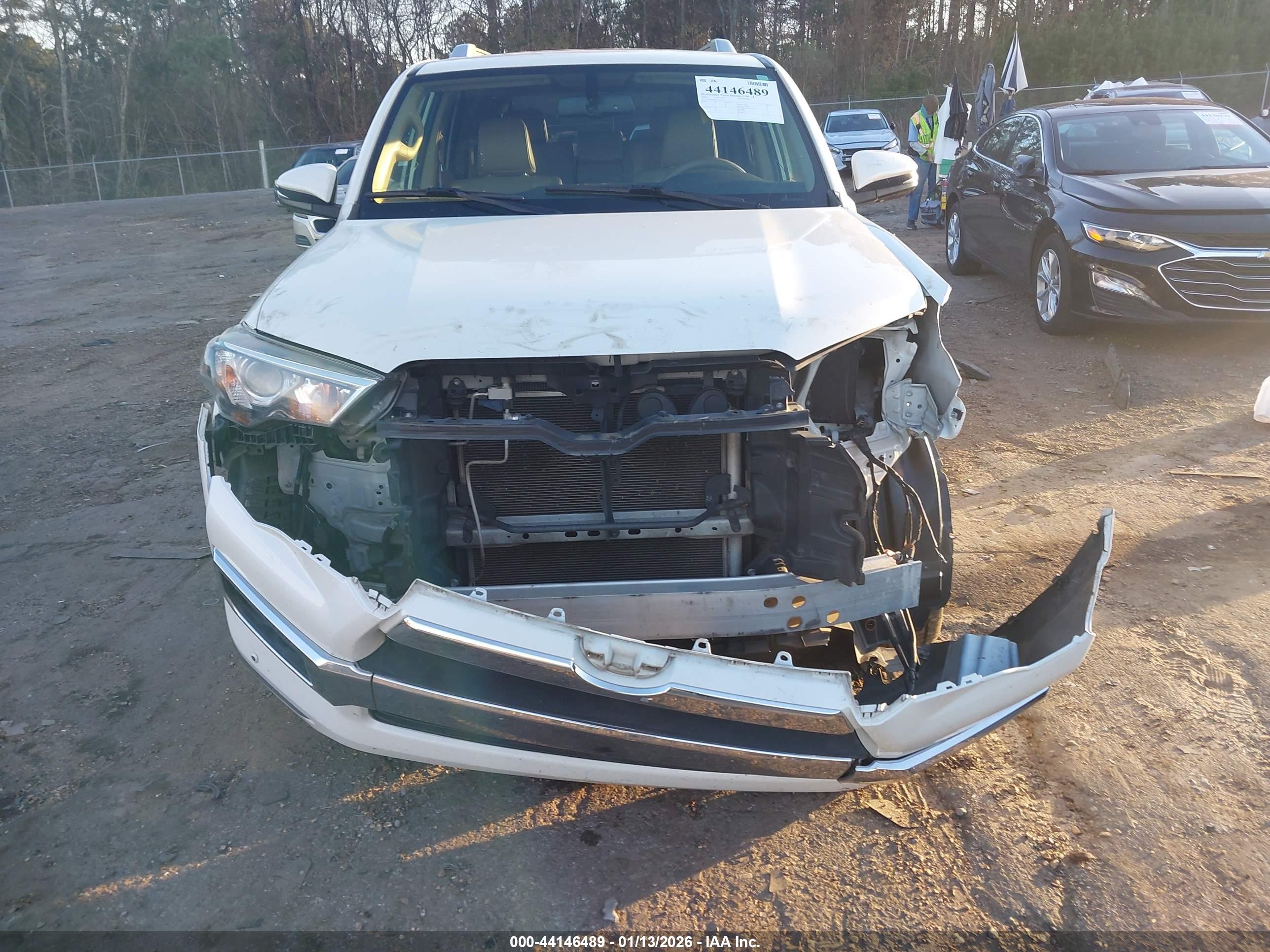 TOYOTA 4RUNNER image 6