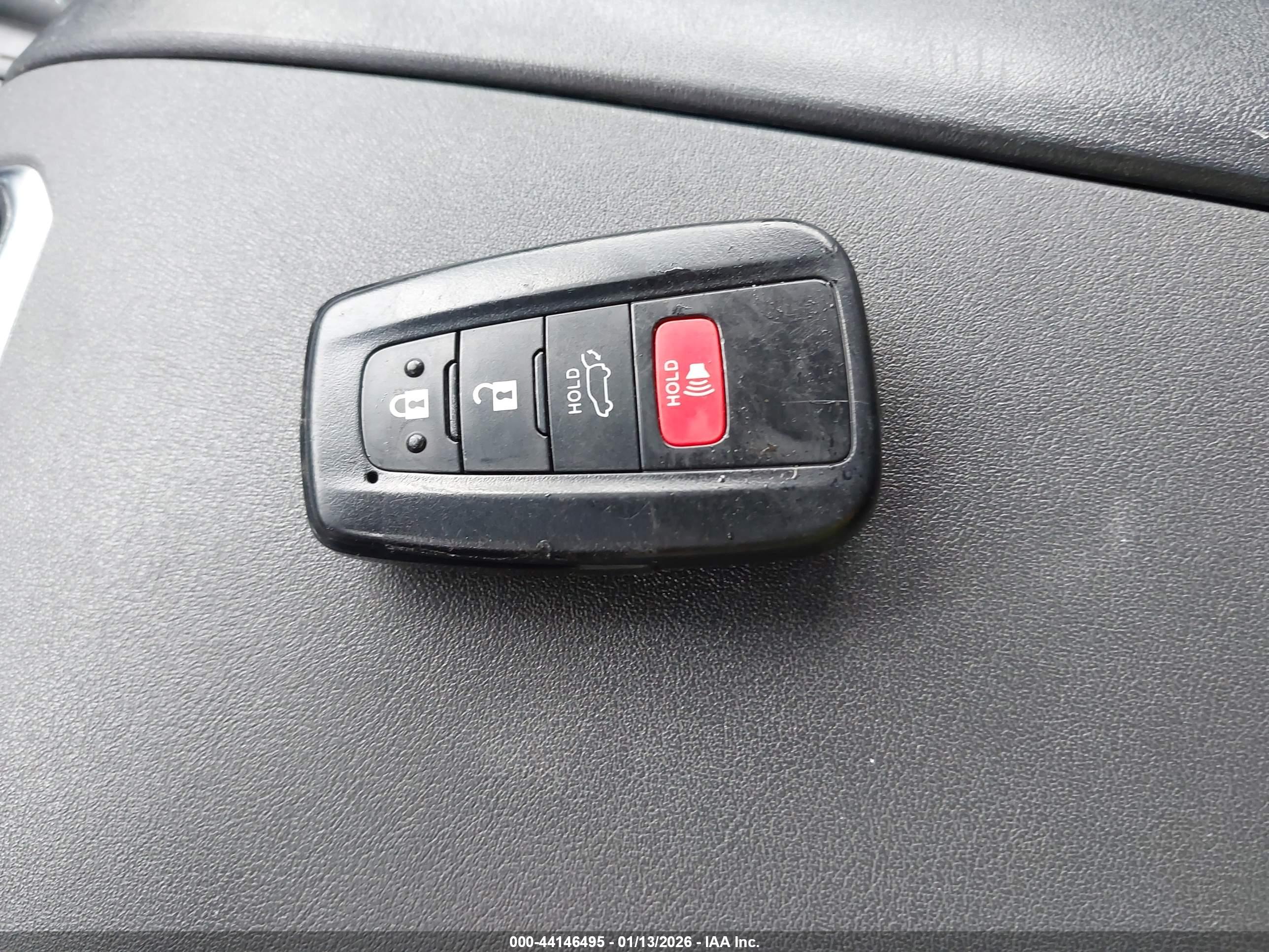 TOYOTA HIGHLANDER image 11