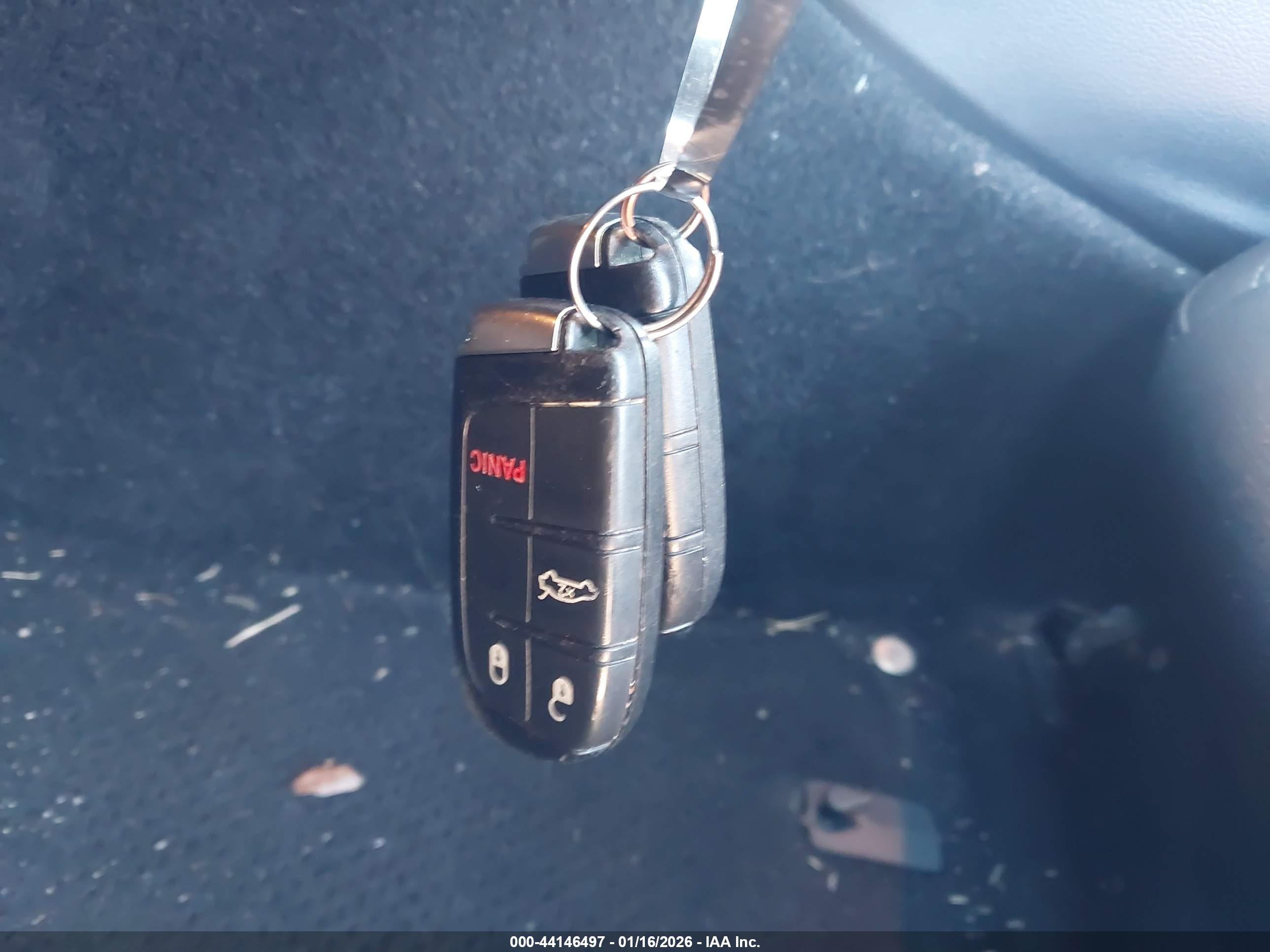 DODGE CHALLENGER image 11
