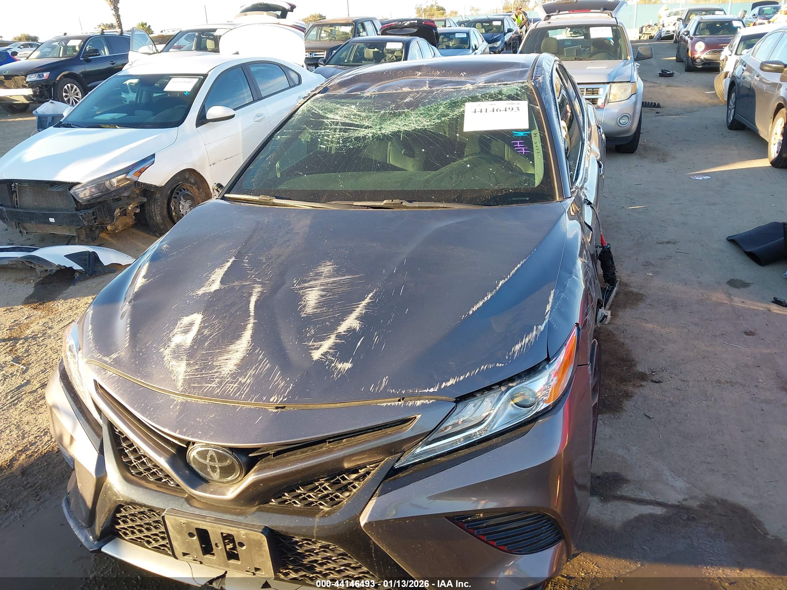 TOYOTA CAMRY image 6