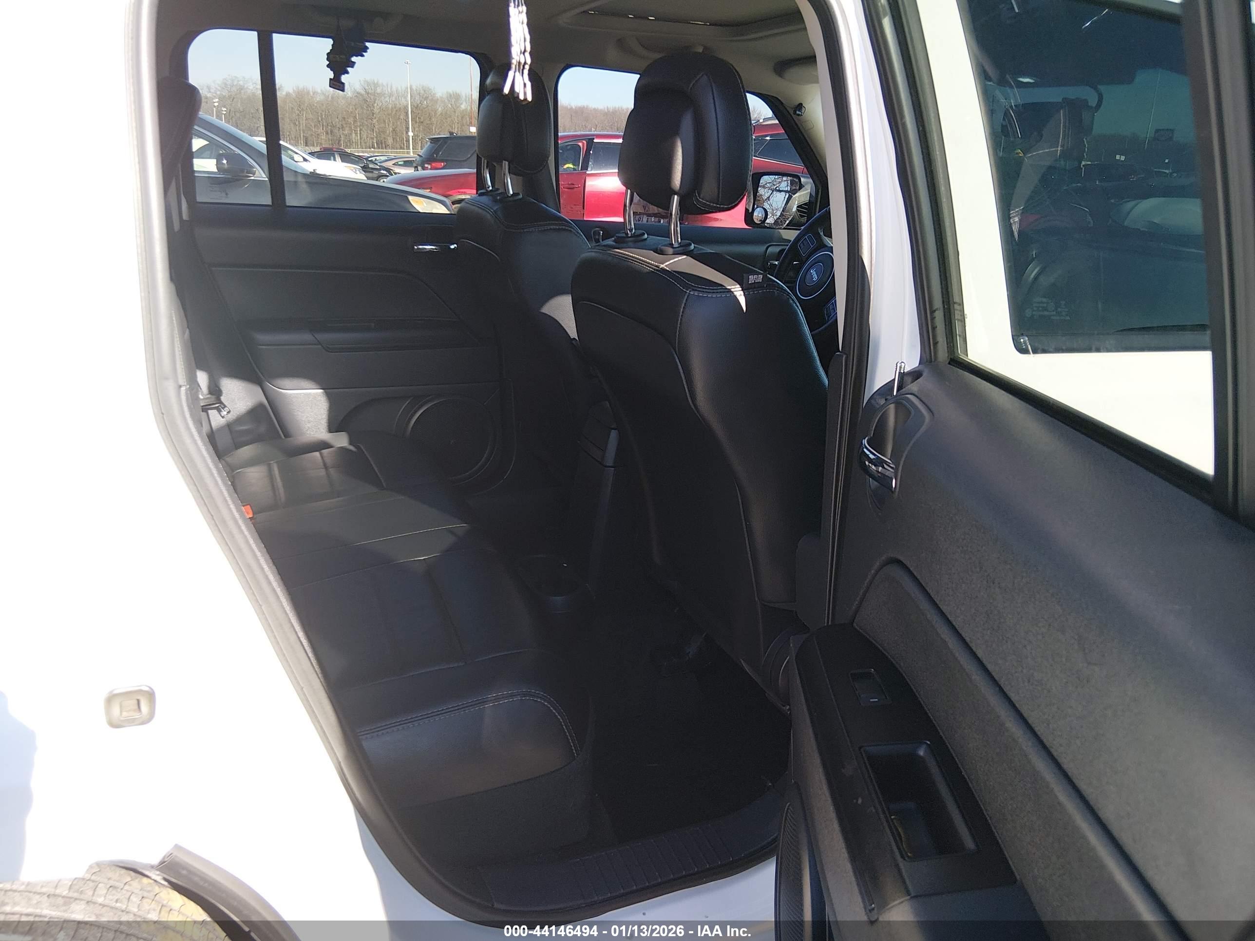 JEEP PATRIOT image 8