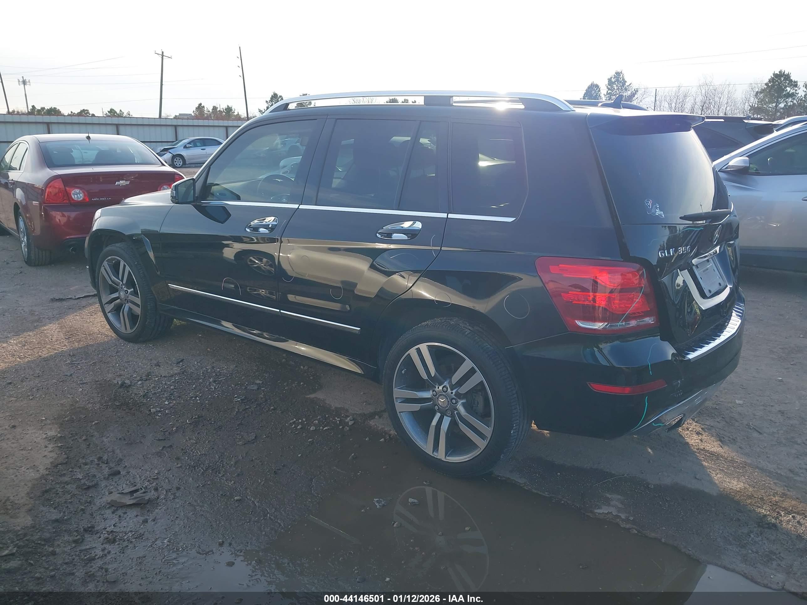 MERCEDES-BENZ GLK image 3