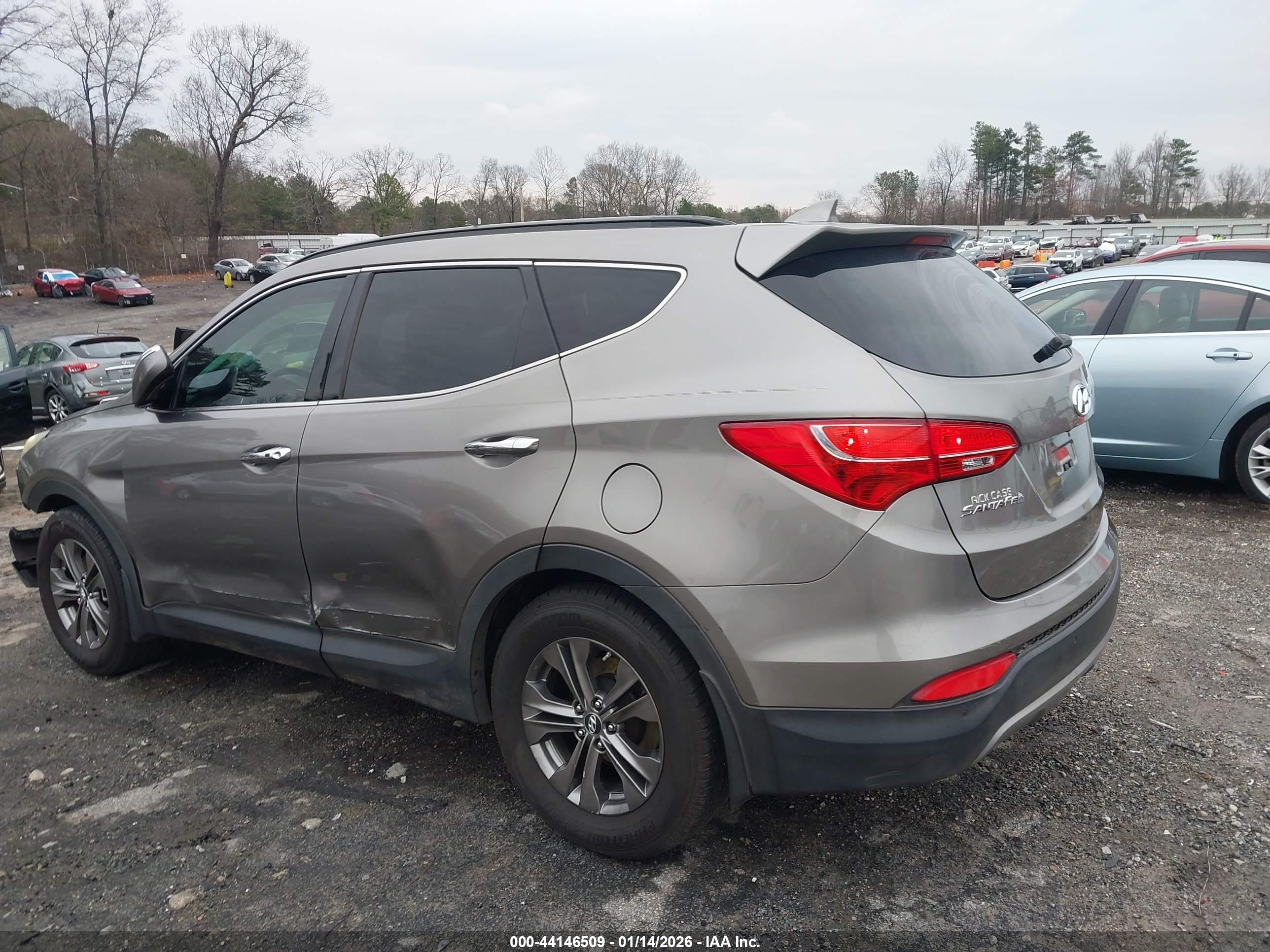 HYUNDAI SANTA image 3