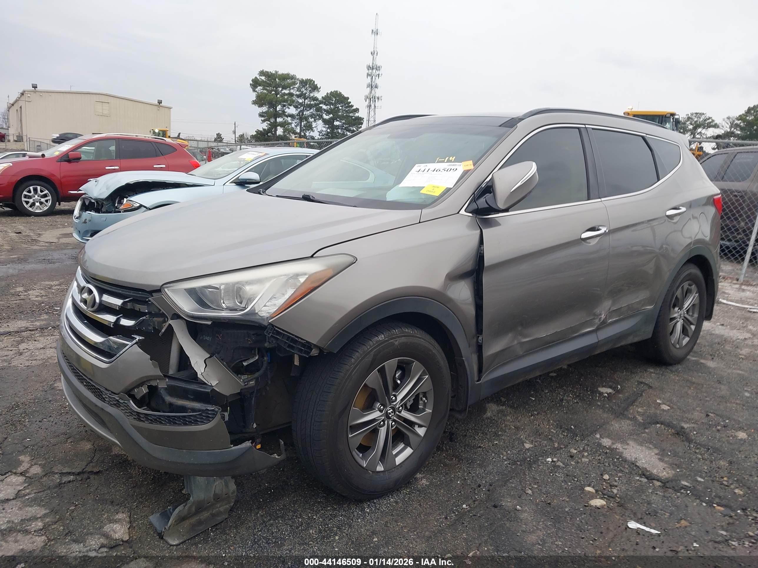 HYUNDAI SANTA image 6