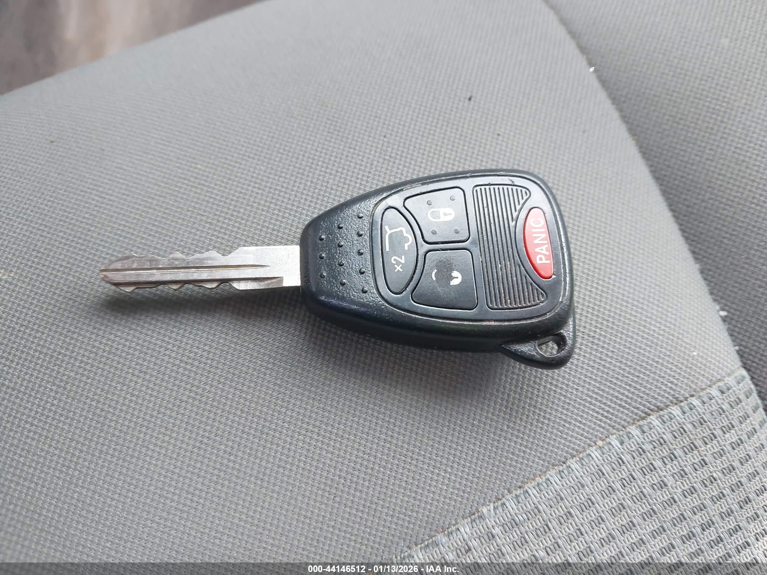 JEEP LIBERTY image 11