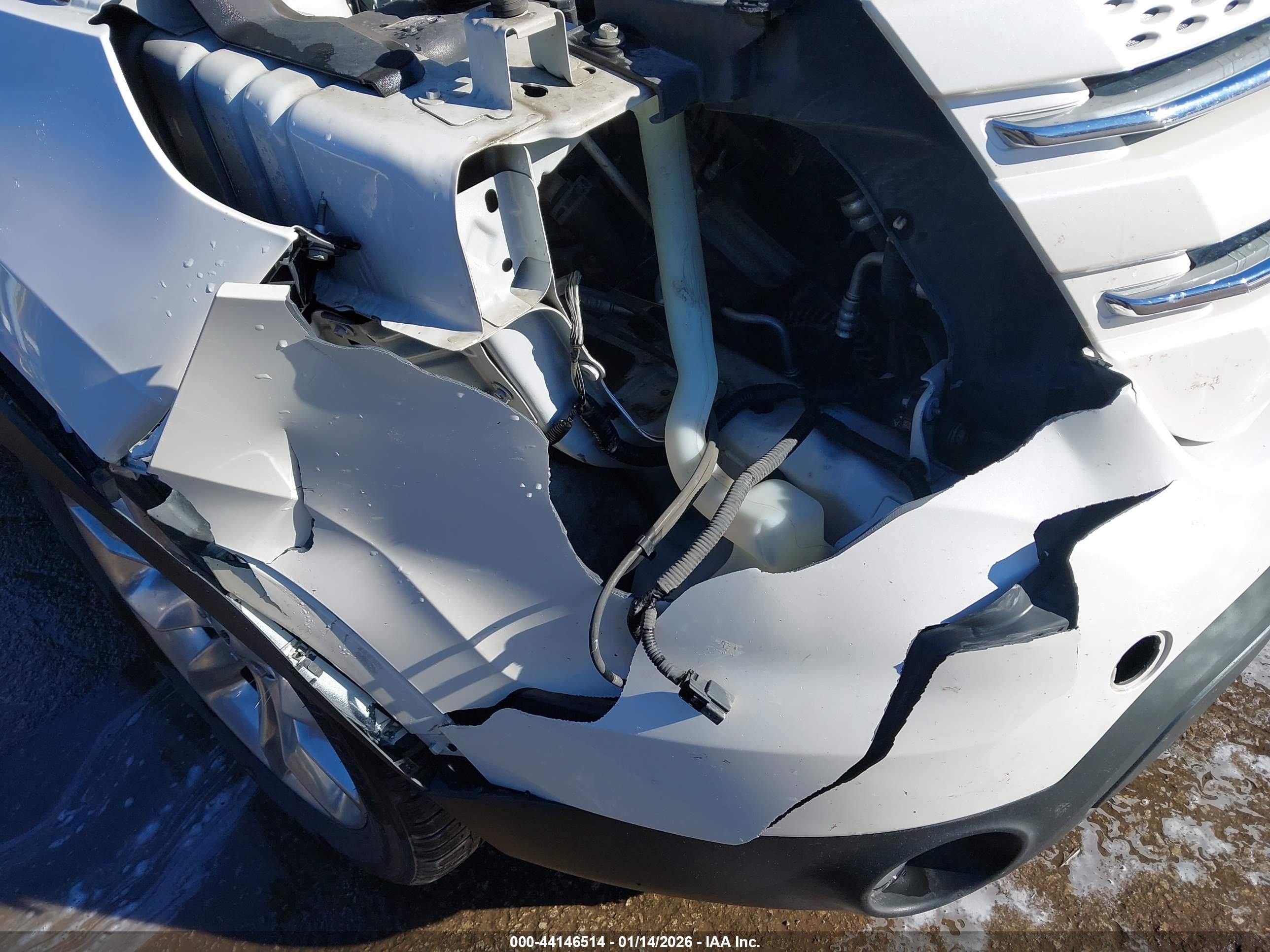 FORD EXPLORER image 6