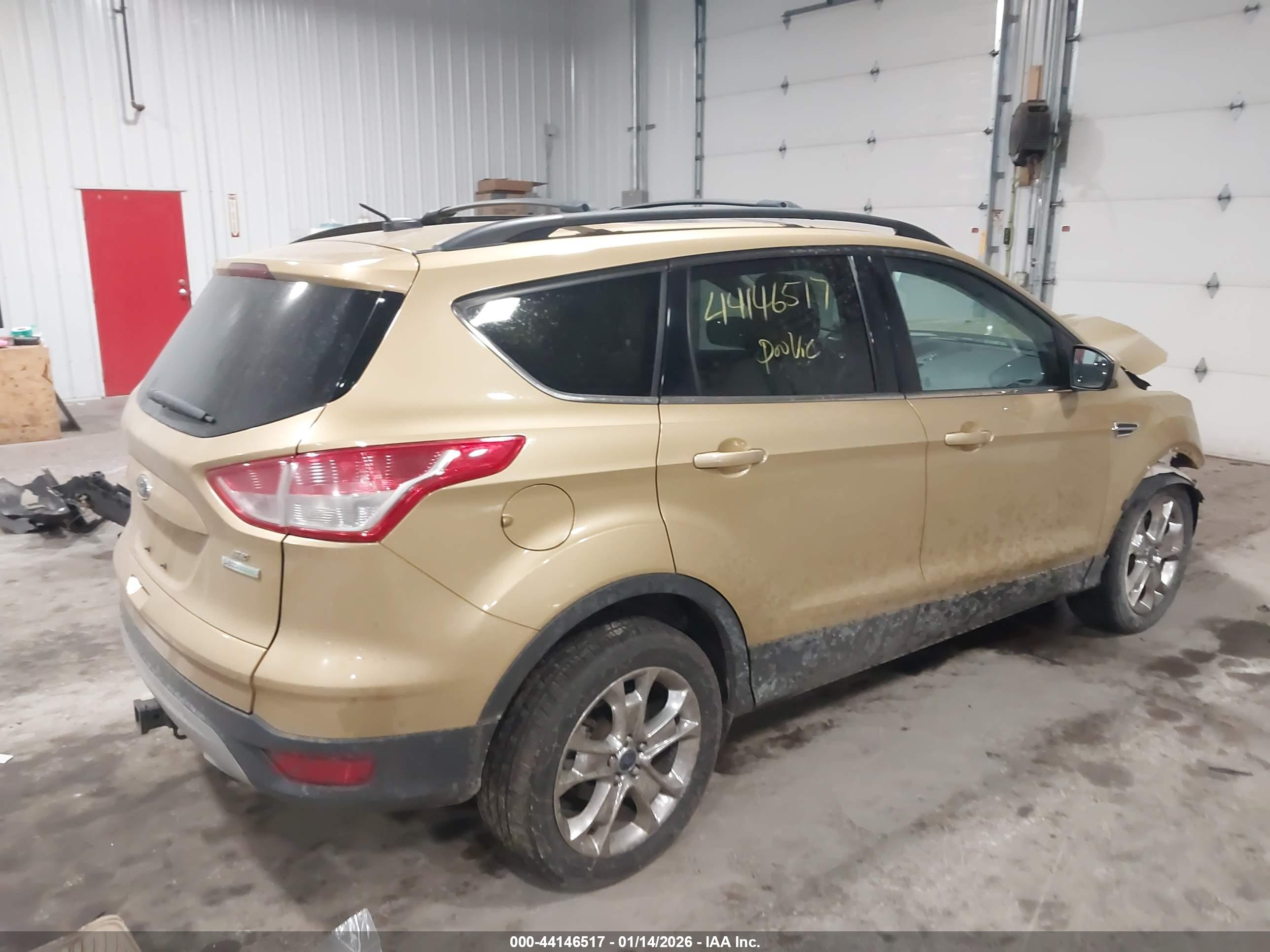 FORD ESCAPE image 4