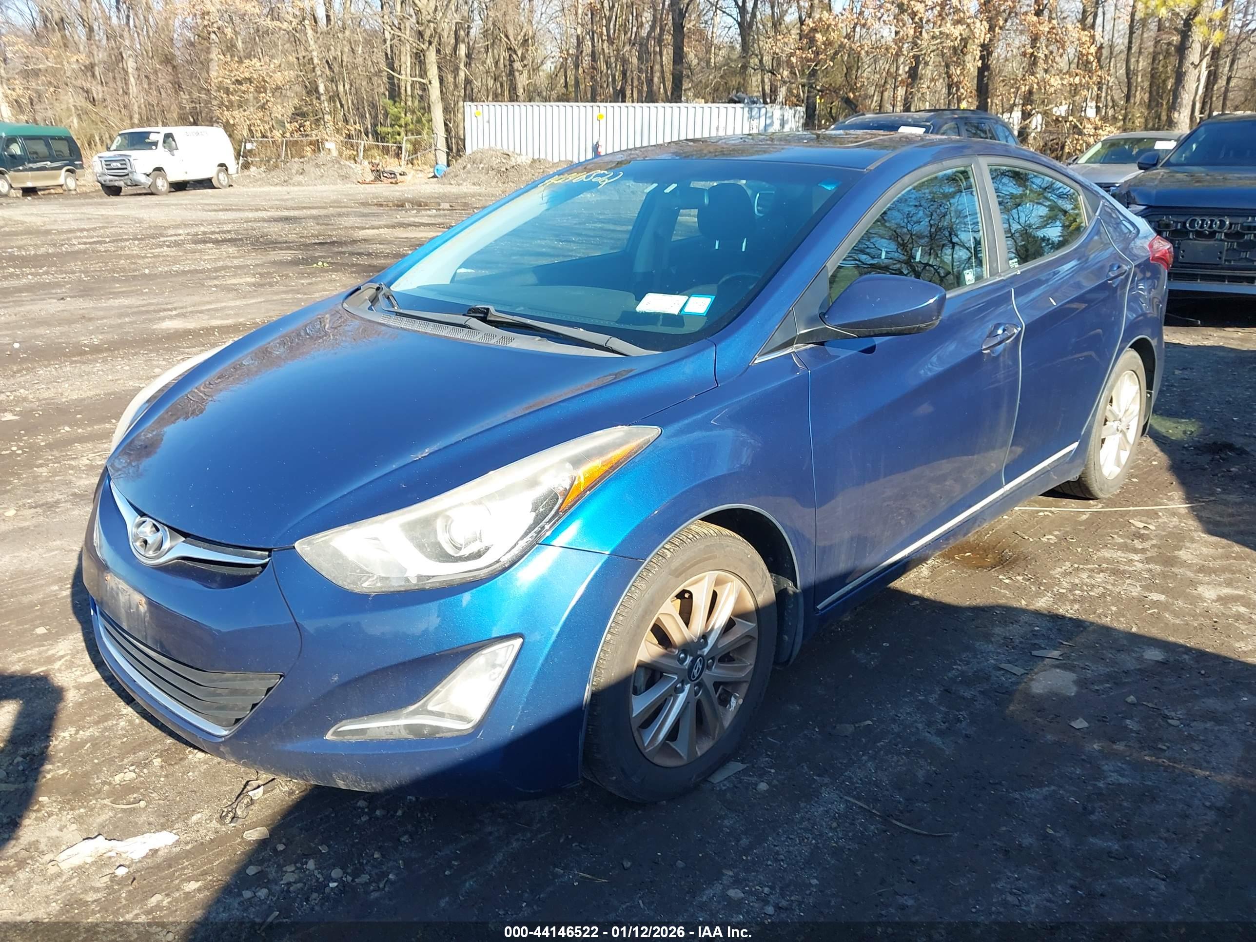 HYUNDAI ELANTRA image 2