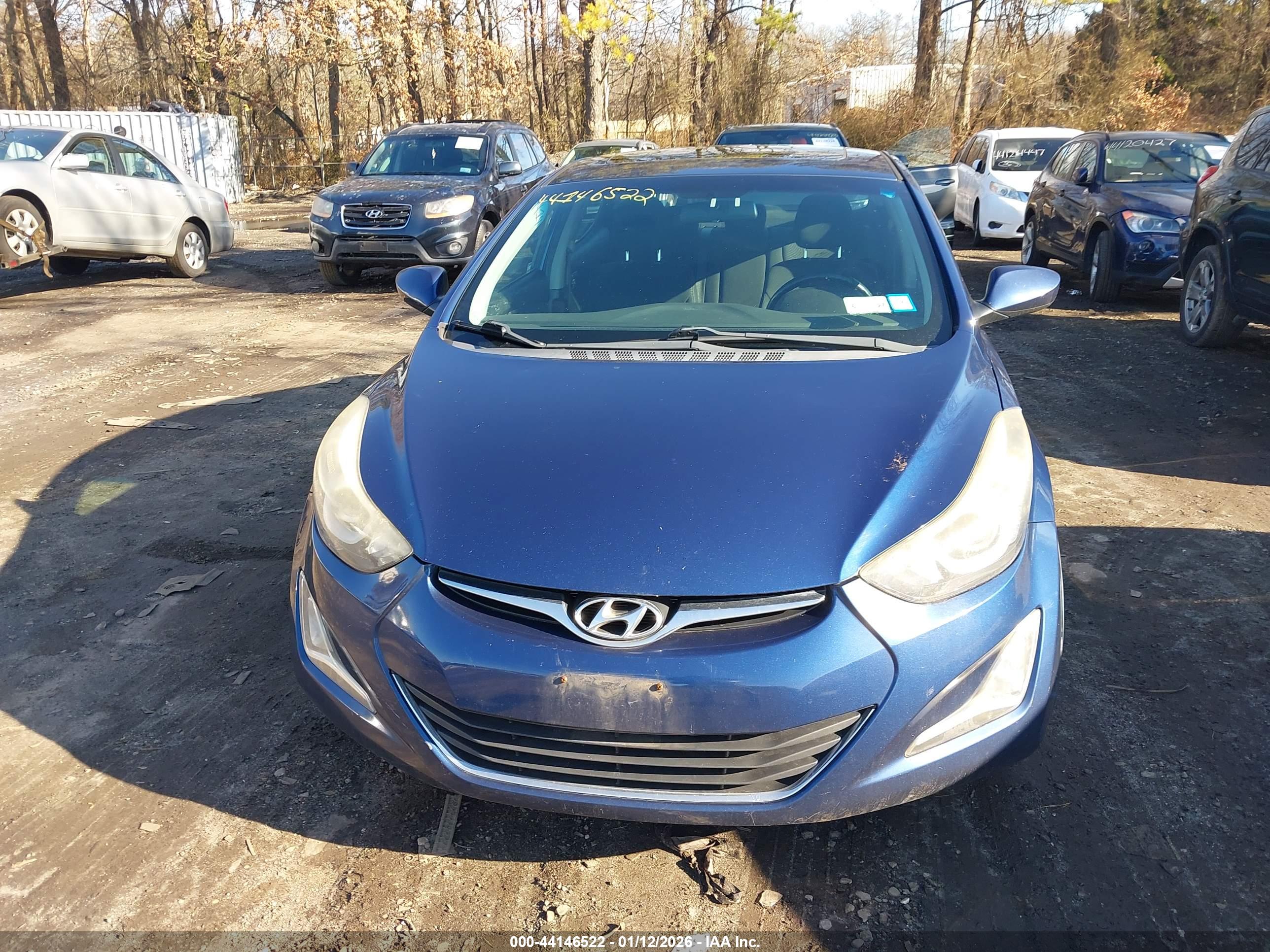 HYUNDAI ELANTRA image 6