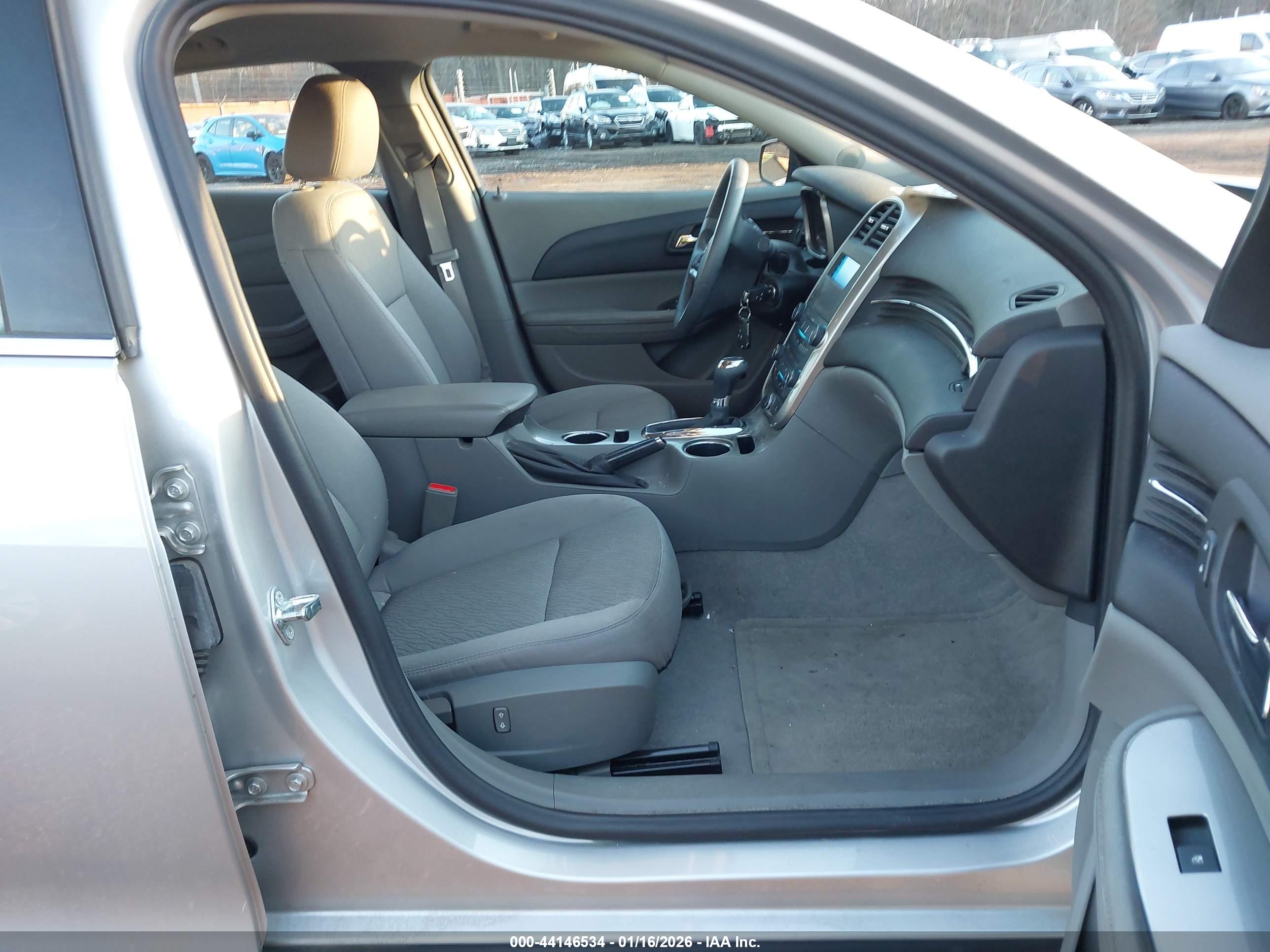 CHEVROLET MALIBU image 5