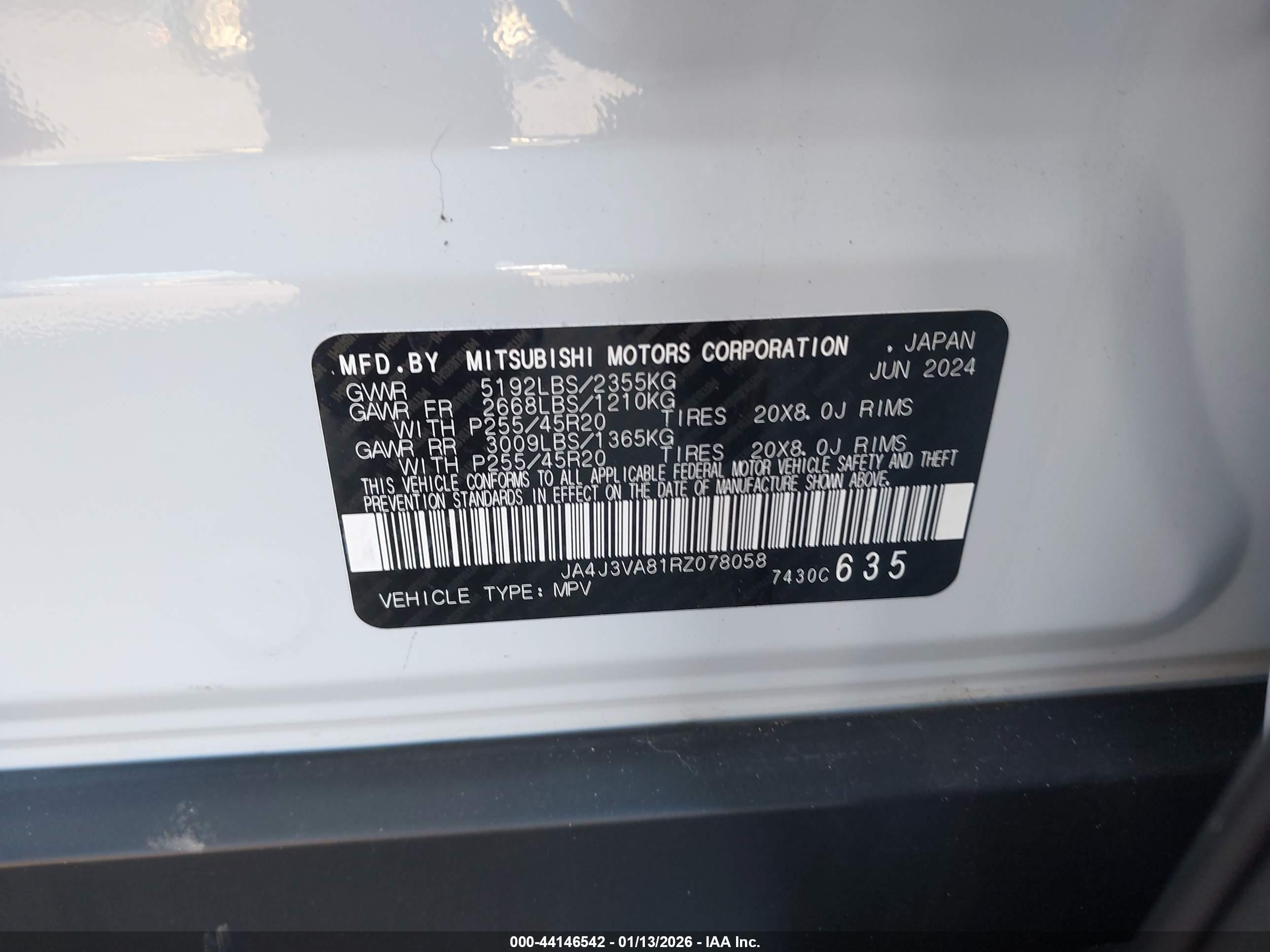 MITSUBISHI OUTLANDER image 9