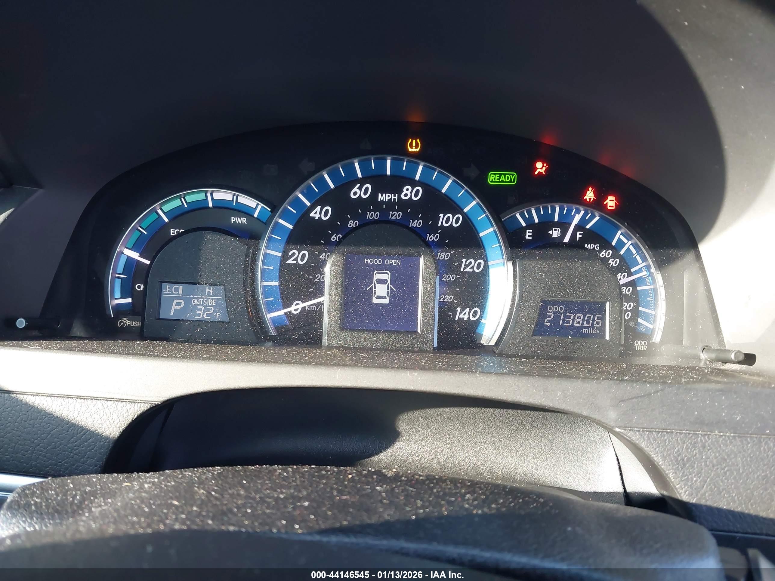 TOYOTA CAMRY image 7