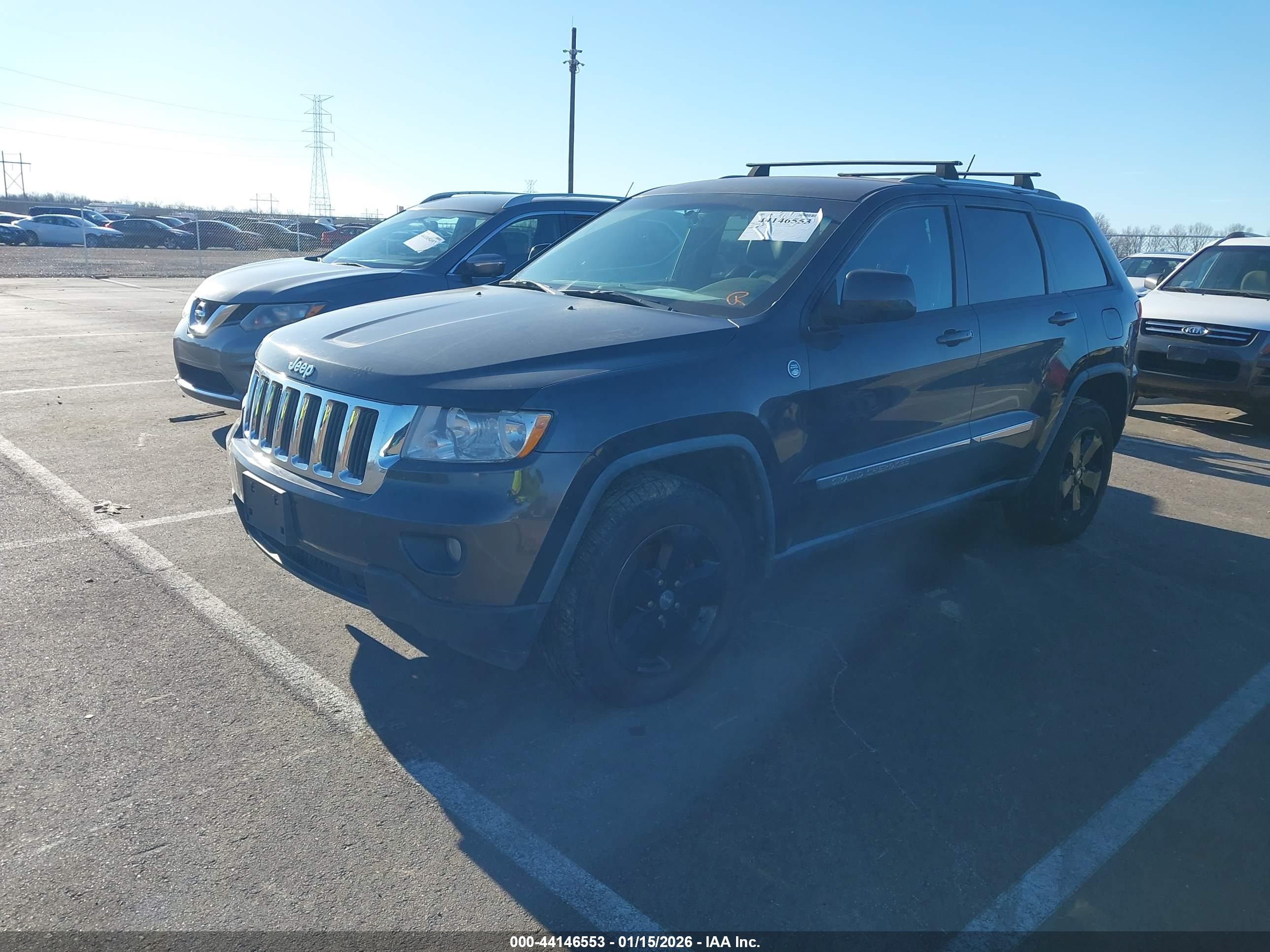 JEEP GRAND image 2