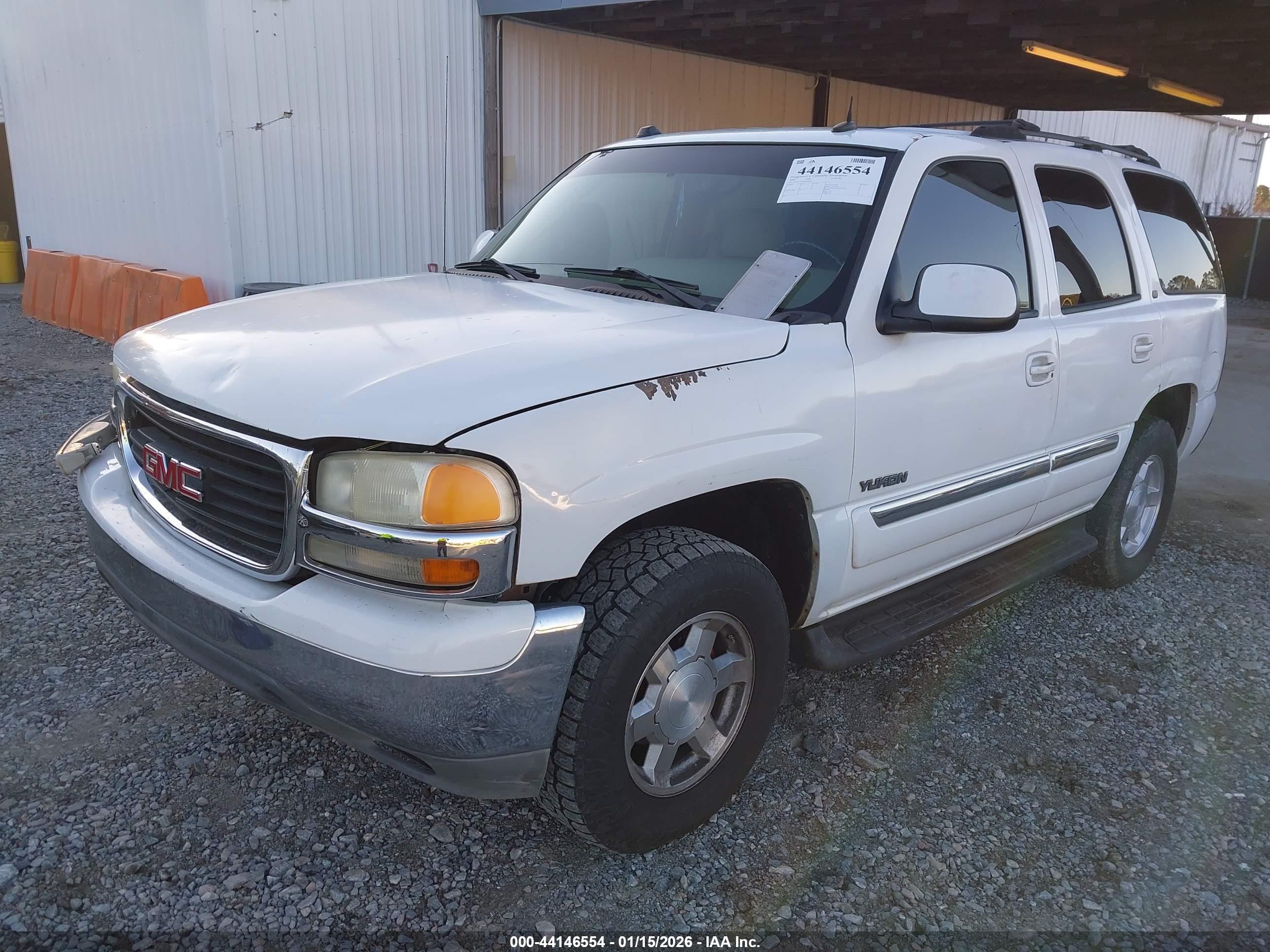 GMC YUKON image 2